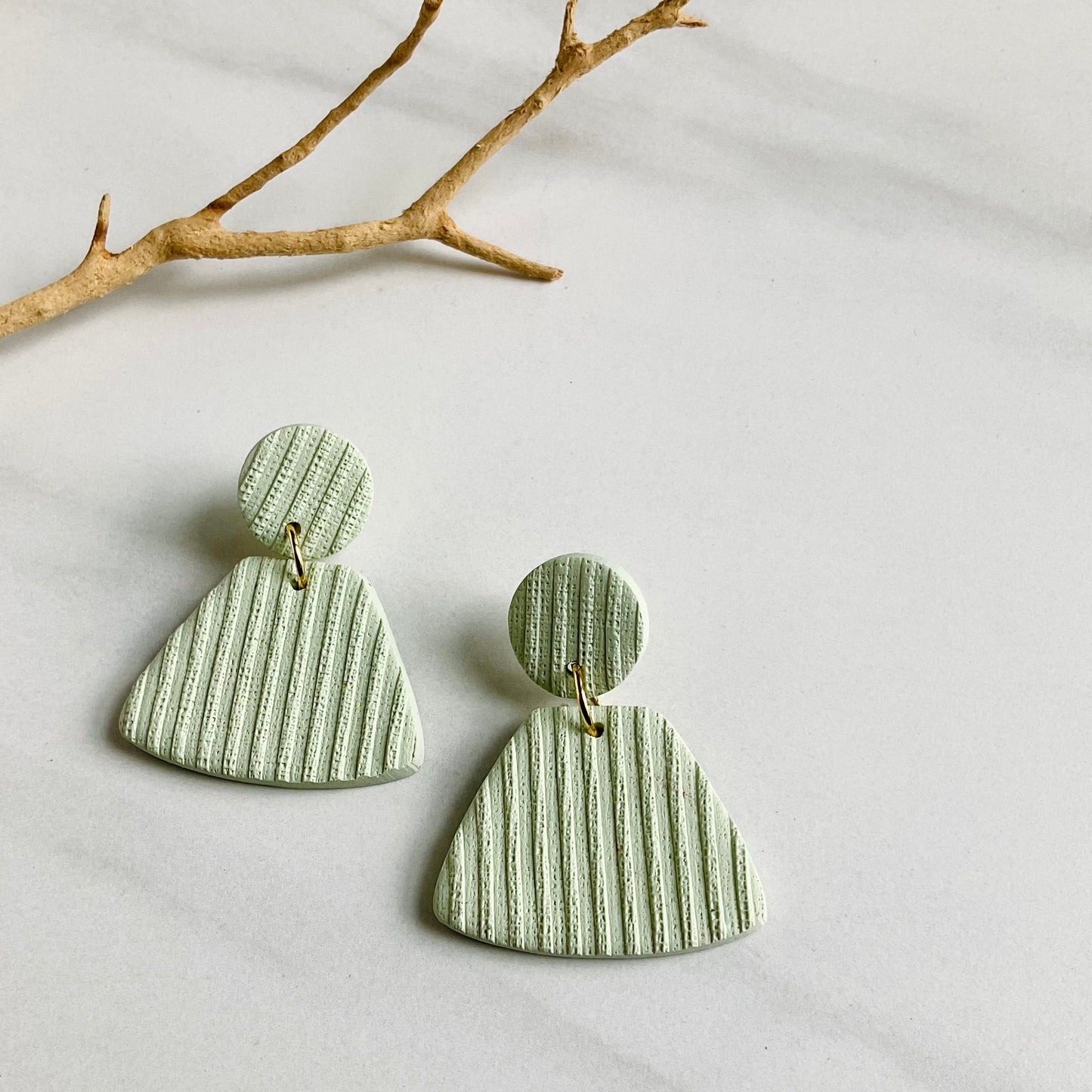 Victoria // Pale Sage Green Textured