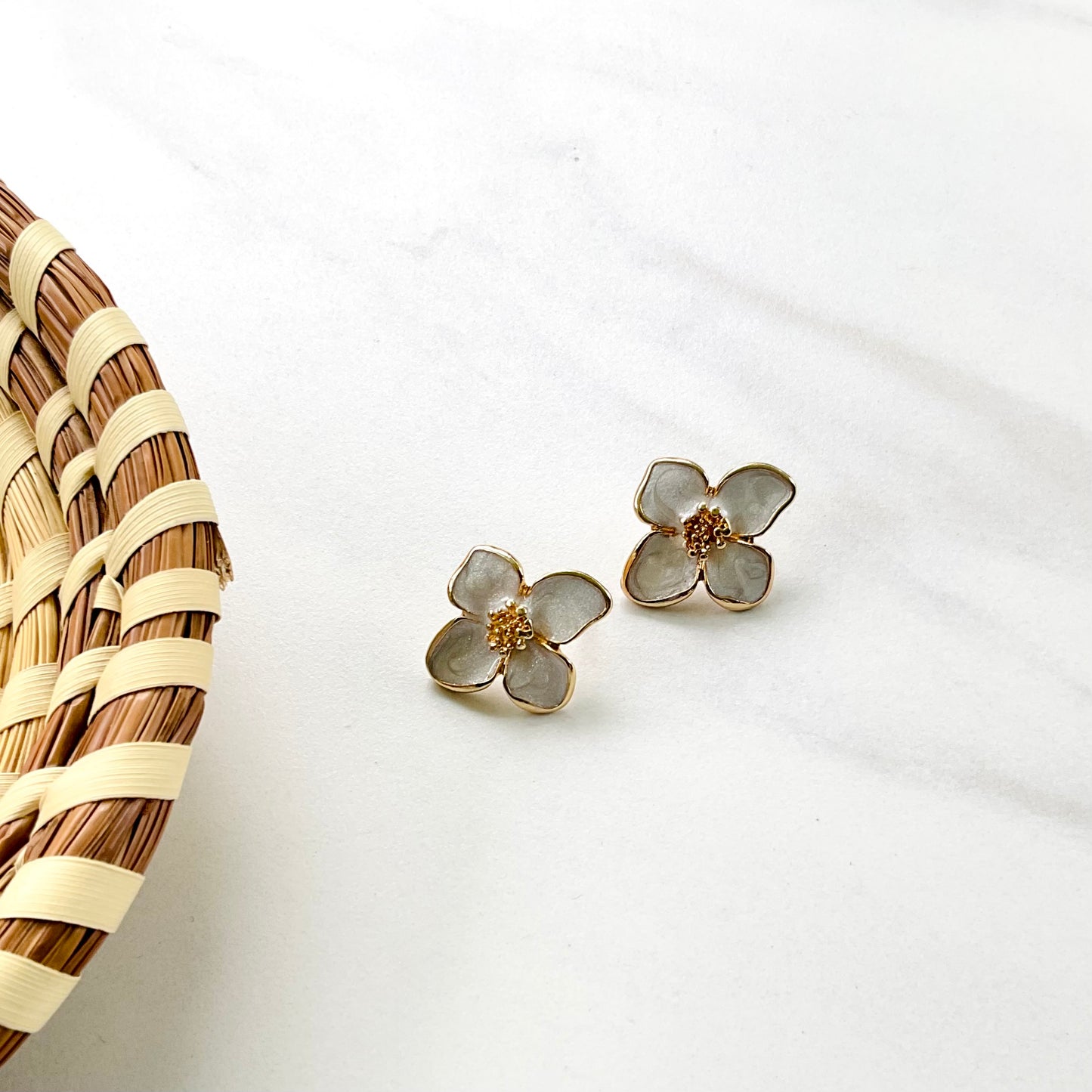 Flower Studs White