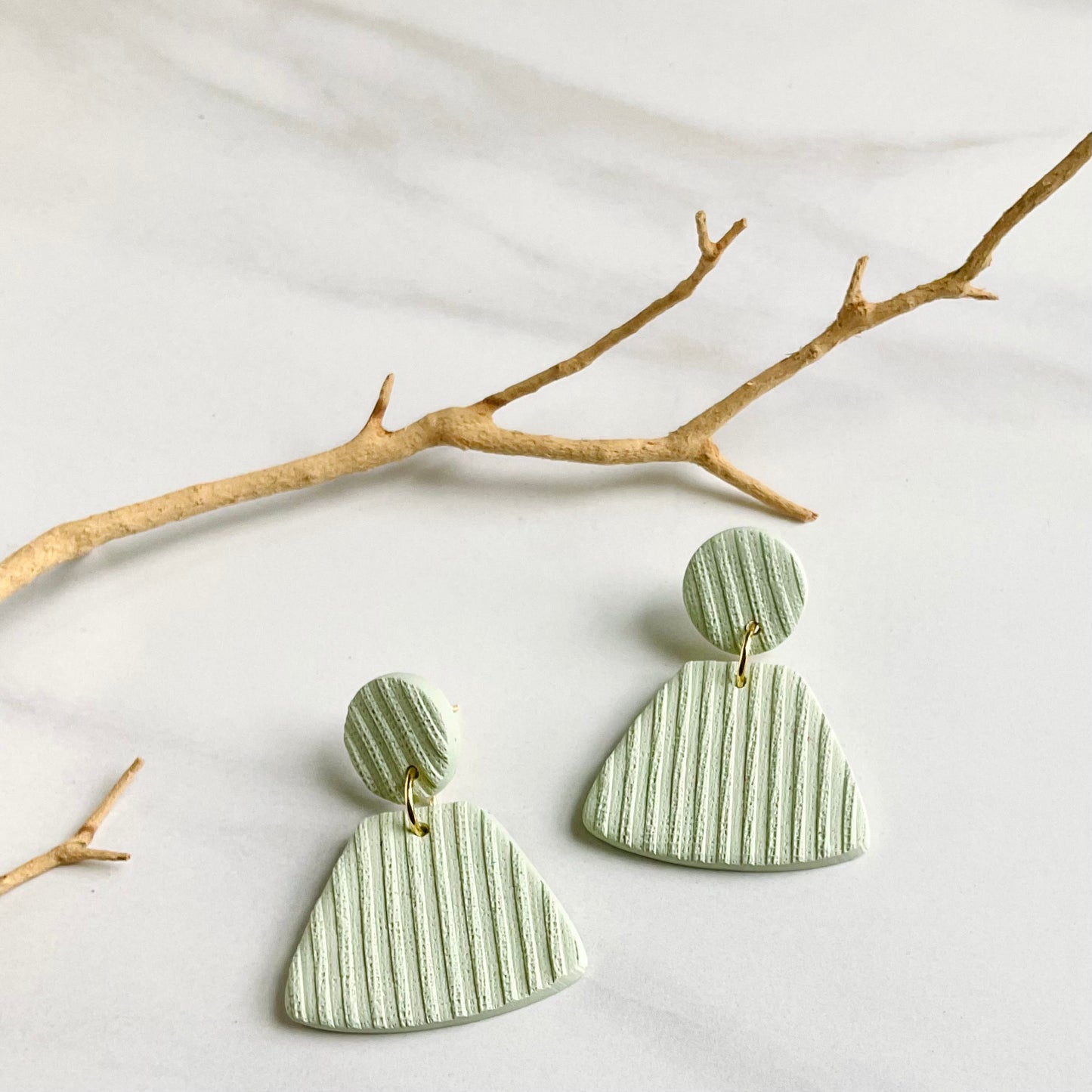 Victoria // Pale Sage Green Textured