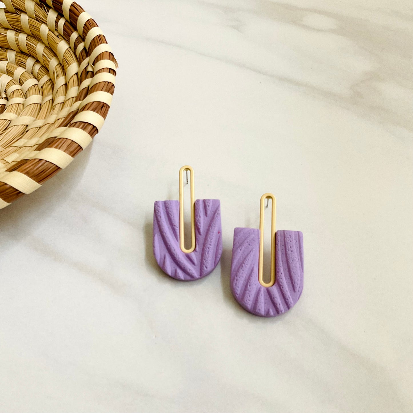 Gracie // Lavender Textured Print(Gold)