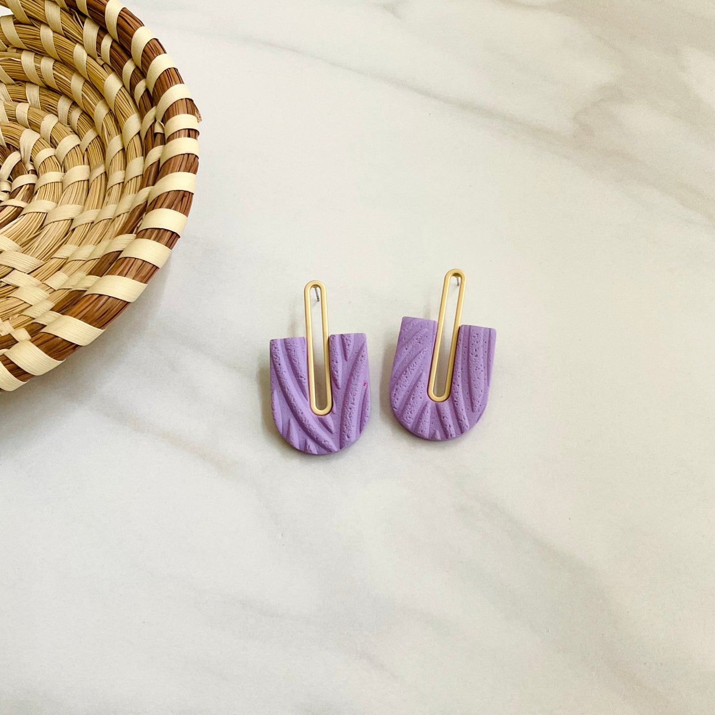 Gracie // Lavender Textured Print(Gold)
