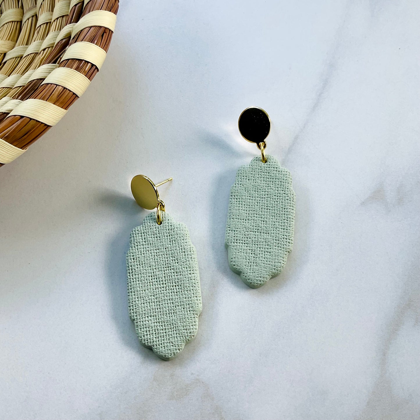 Avis // Sage Green Textured