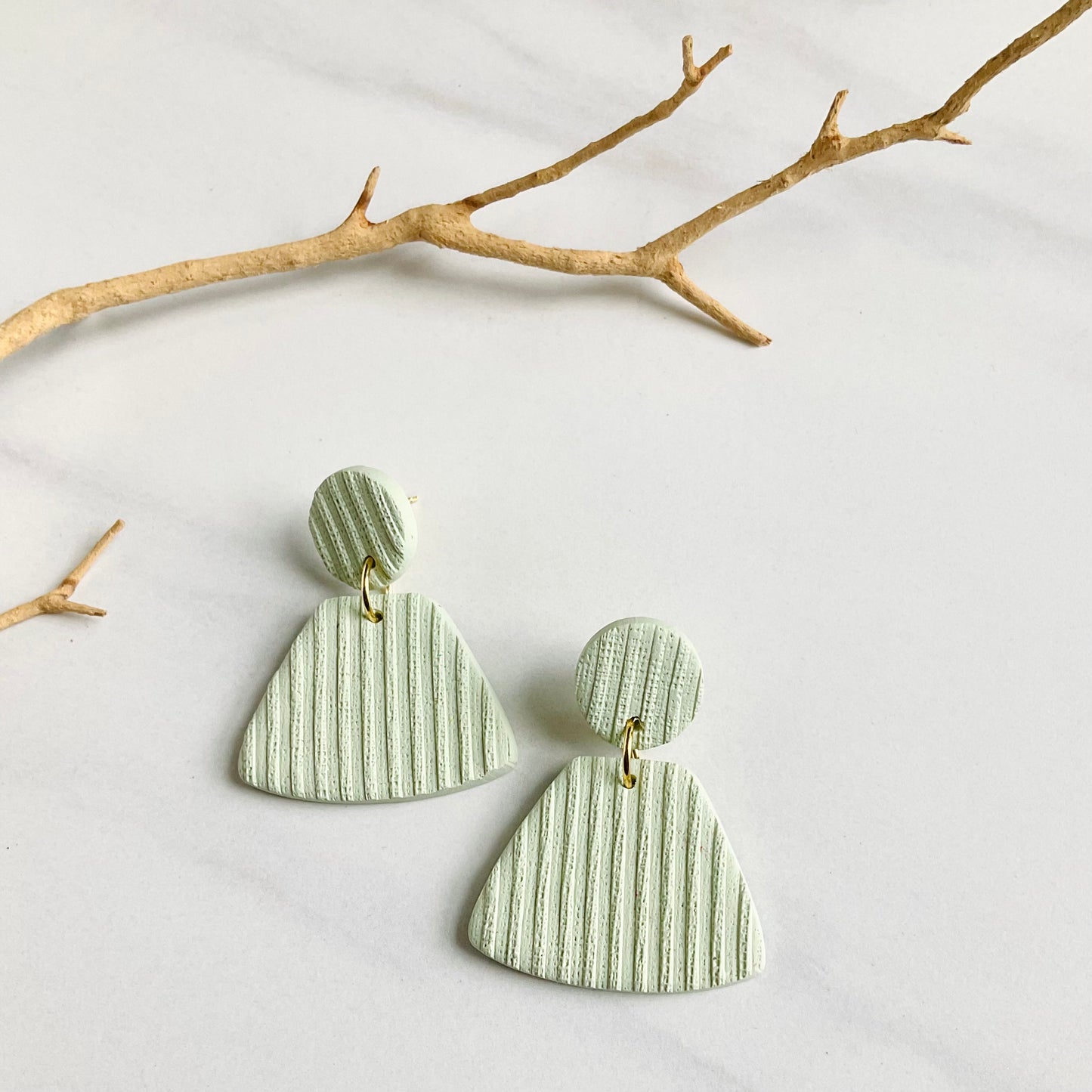 Victoria // Pale Sage Green Textured