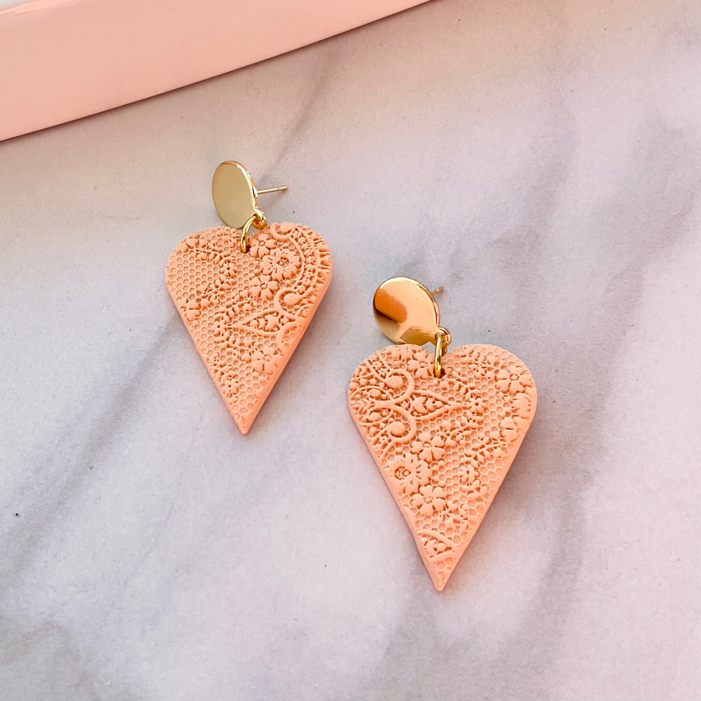 Sweetheart // Peach Lace Print