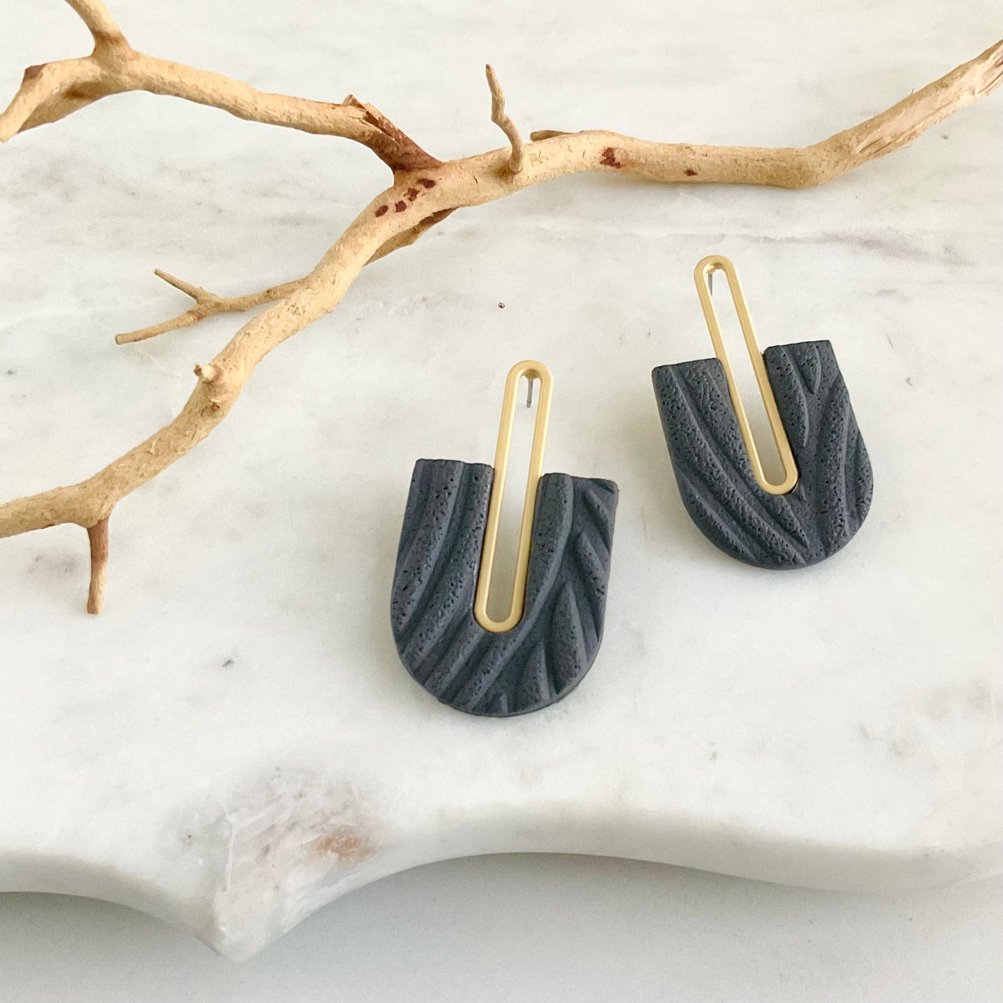 Gracie // Slate Gray Textured (Gold)