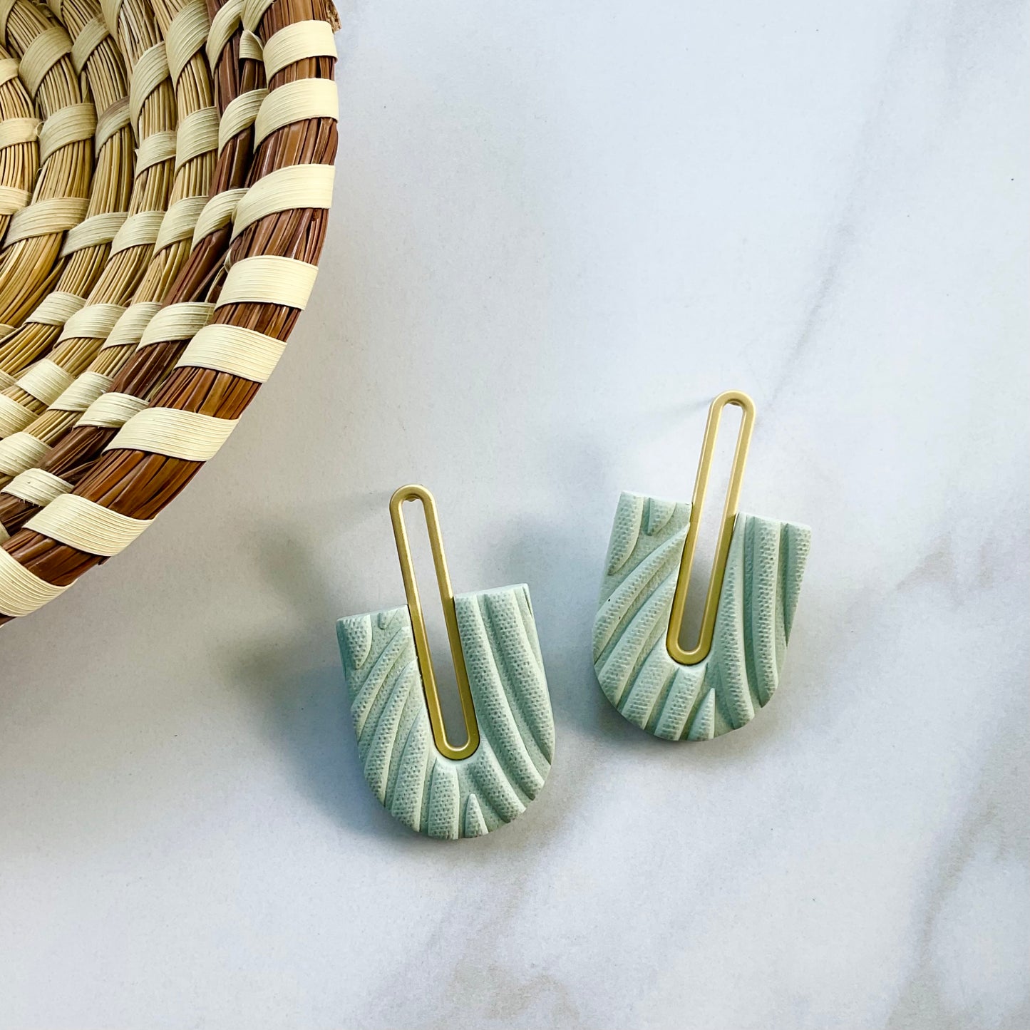 Gracie // Sage Textured (Gold)