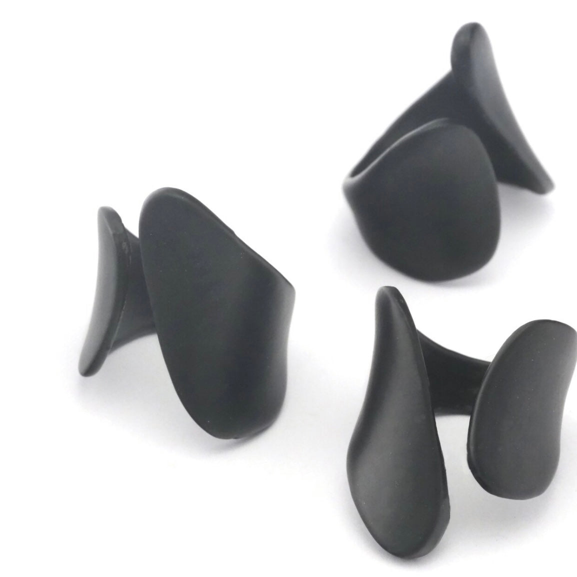 Black Ring Adjustable