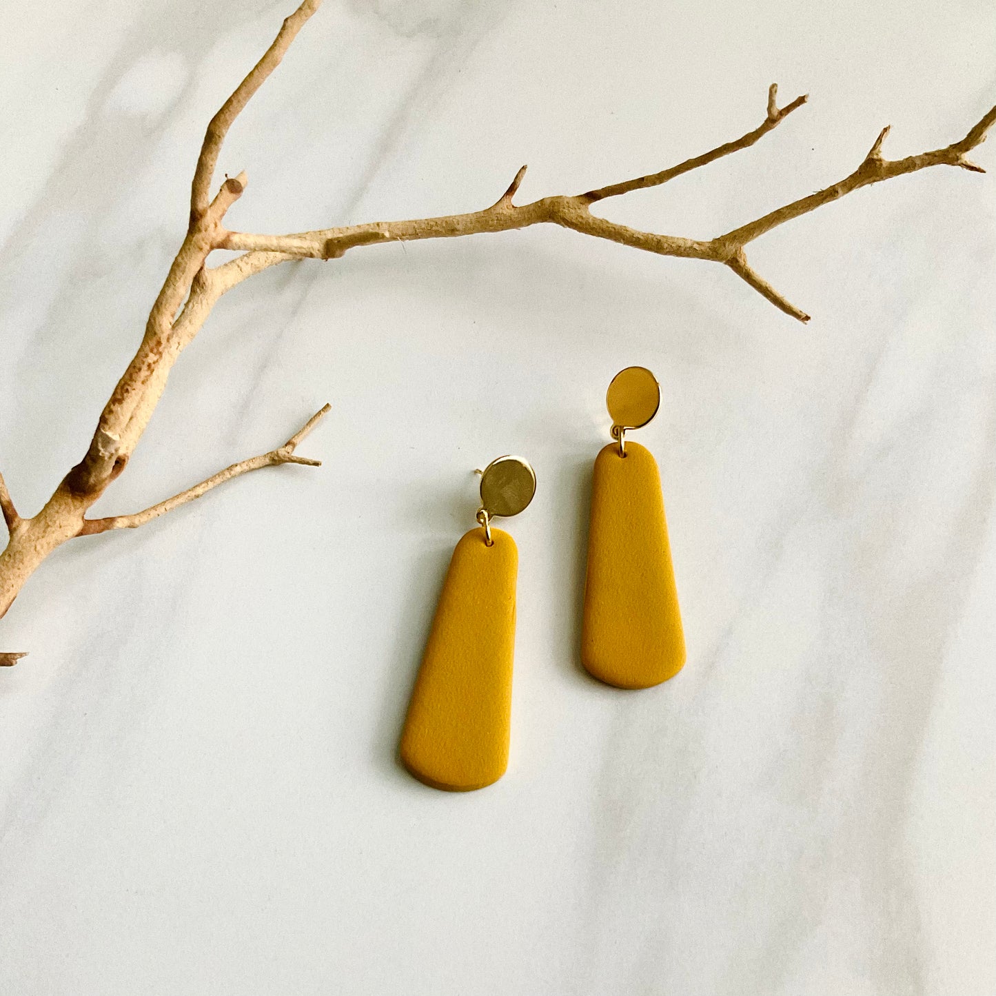 Iris // Mustard Yellow