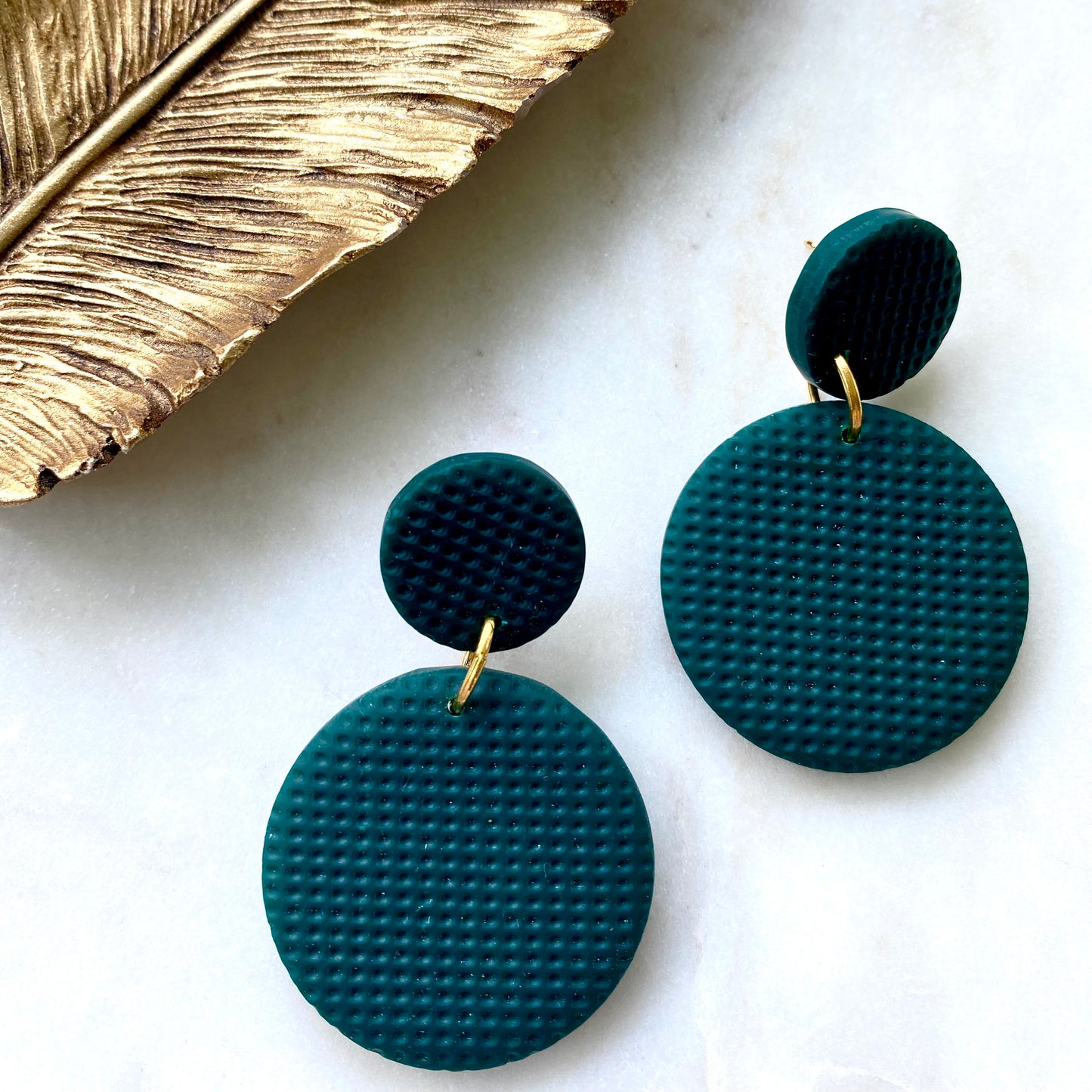 Katie // Evergreen Textured