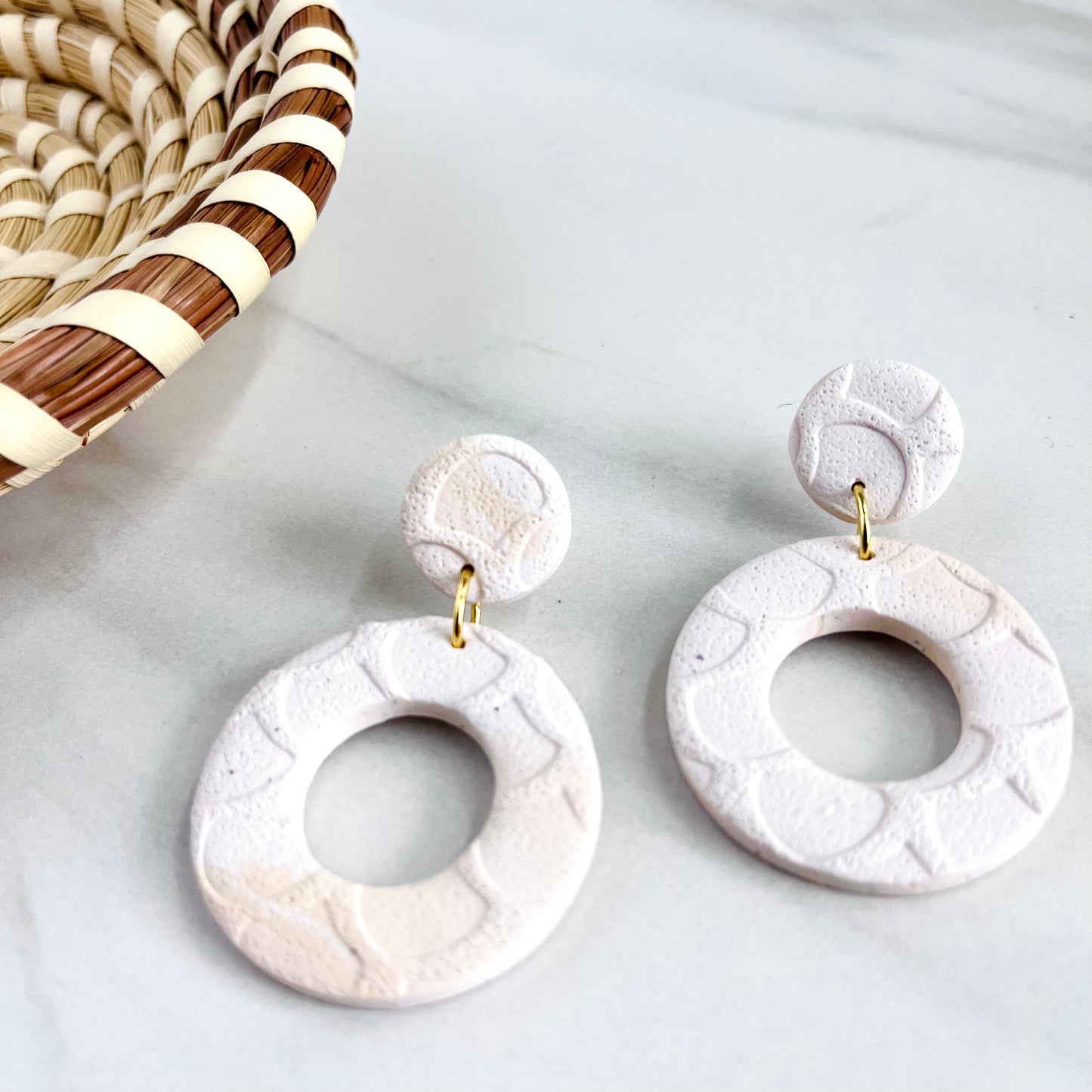 Katie // Cream Textured Print