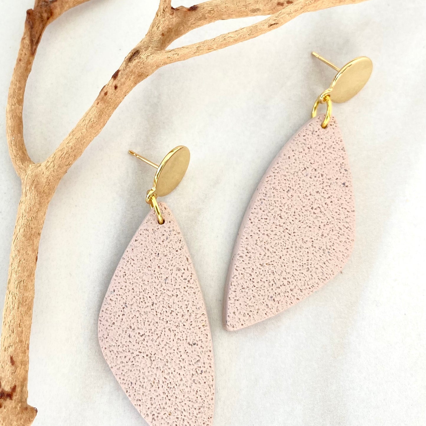 Mona // Beige Dunes Collection