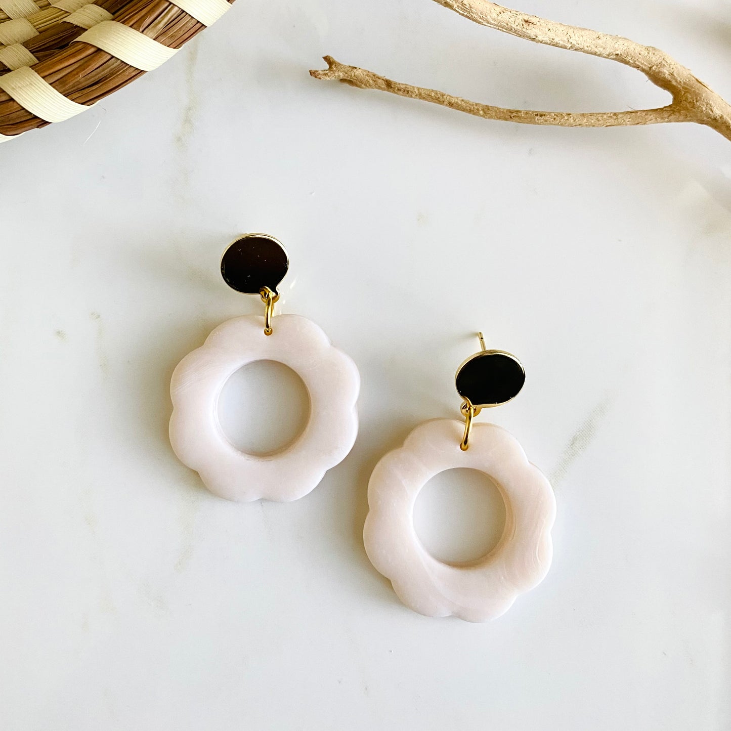 Blanc Opal + Brass