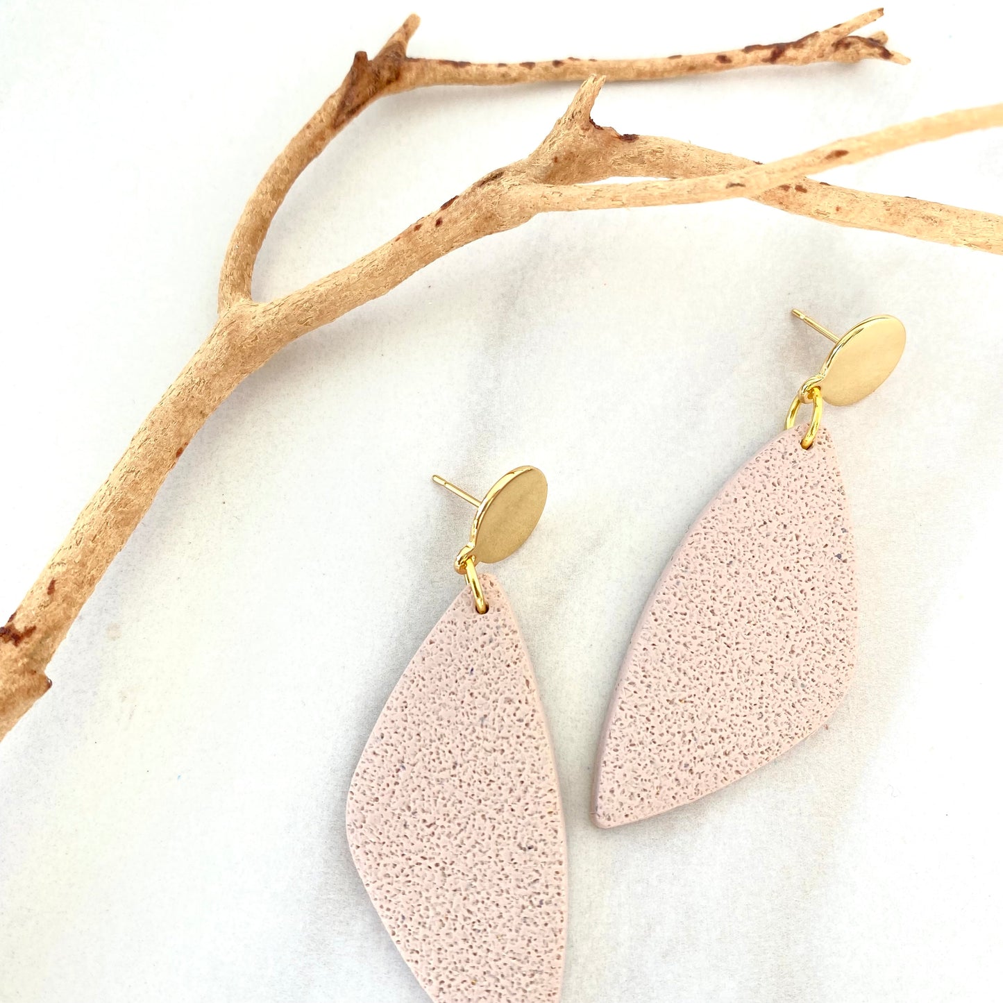 Mona // Beige Dunes Collection