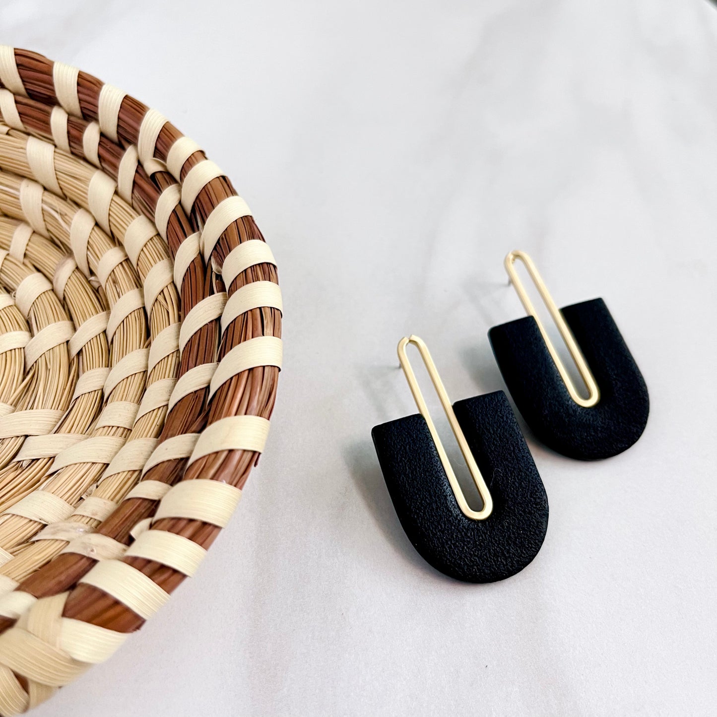 Gracie // Black Textured (Gold)