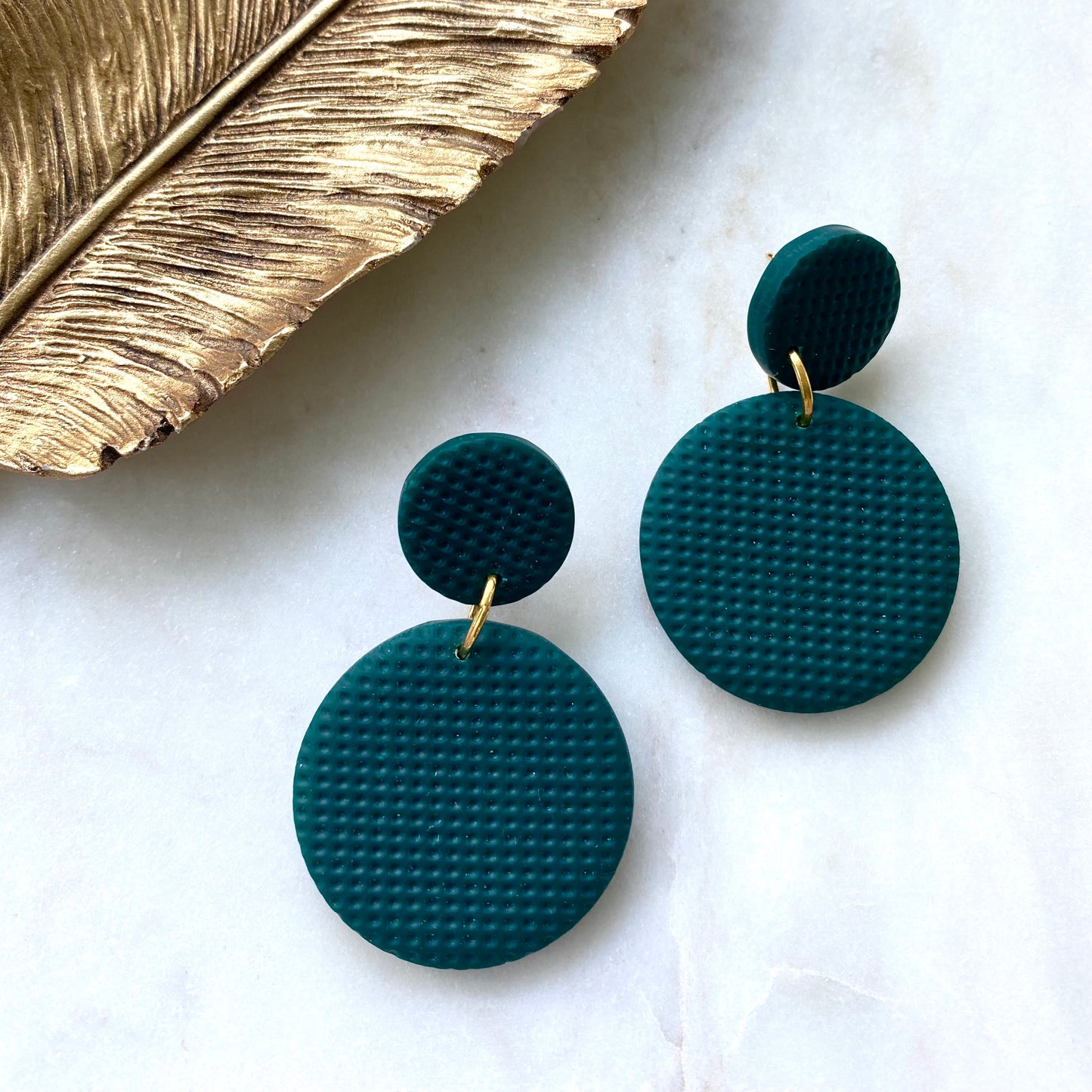 Katie // Evergreen Textured