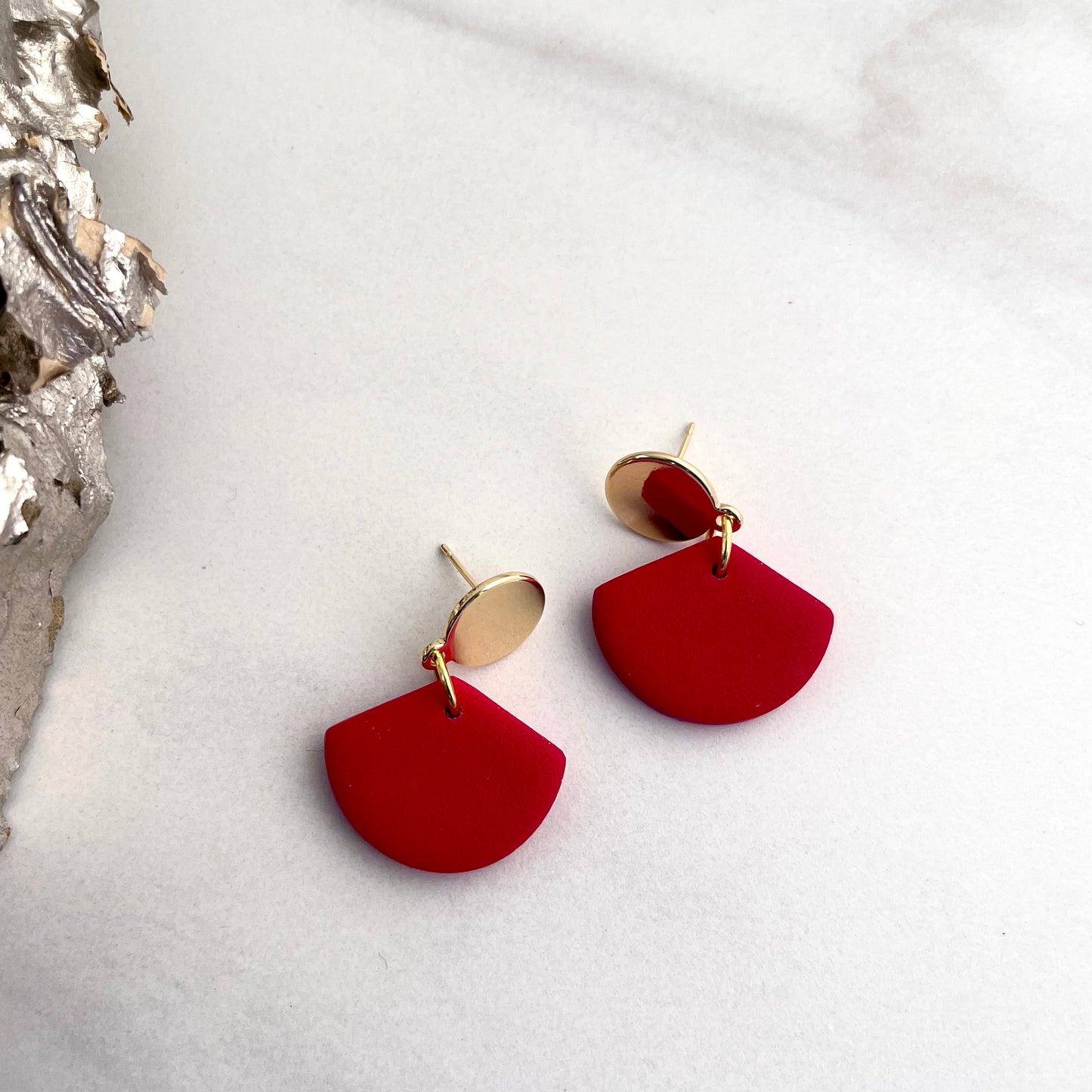 Coby // Red Textured