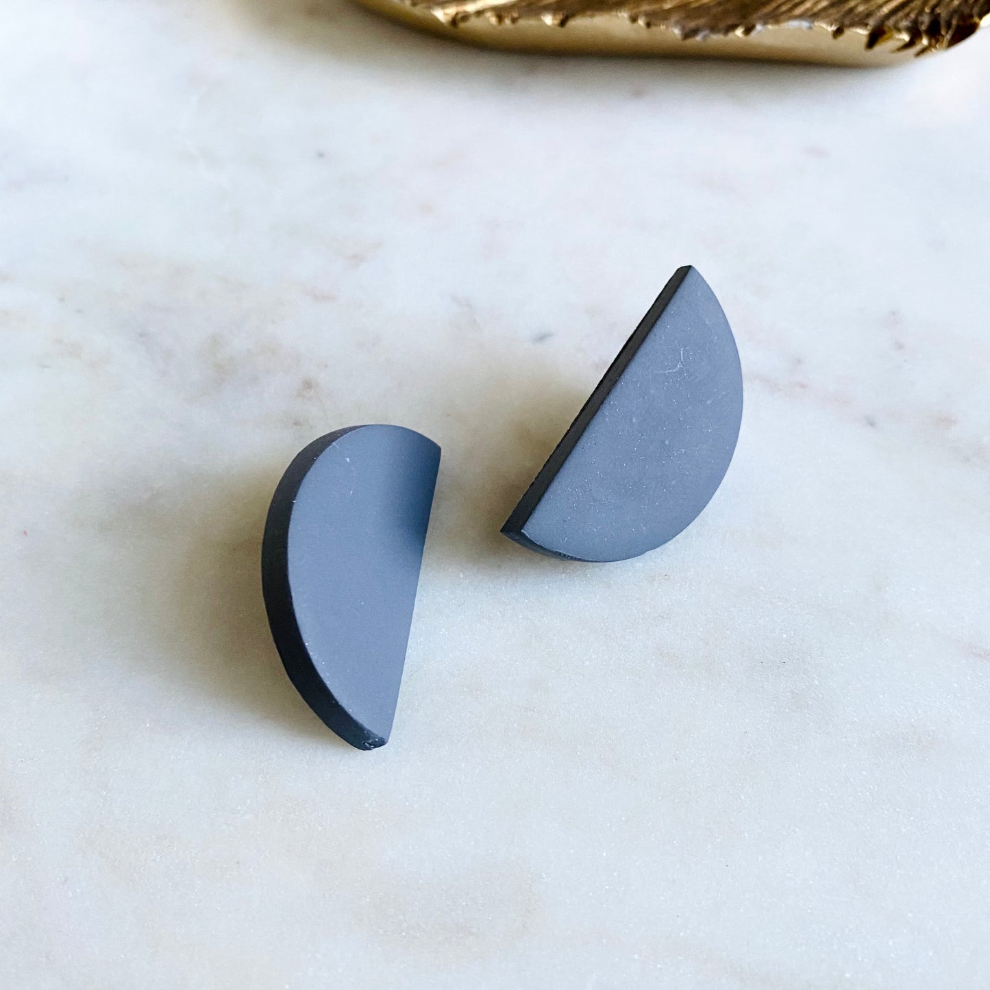 Luna // Pewter Gray