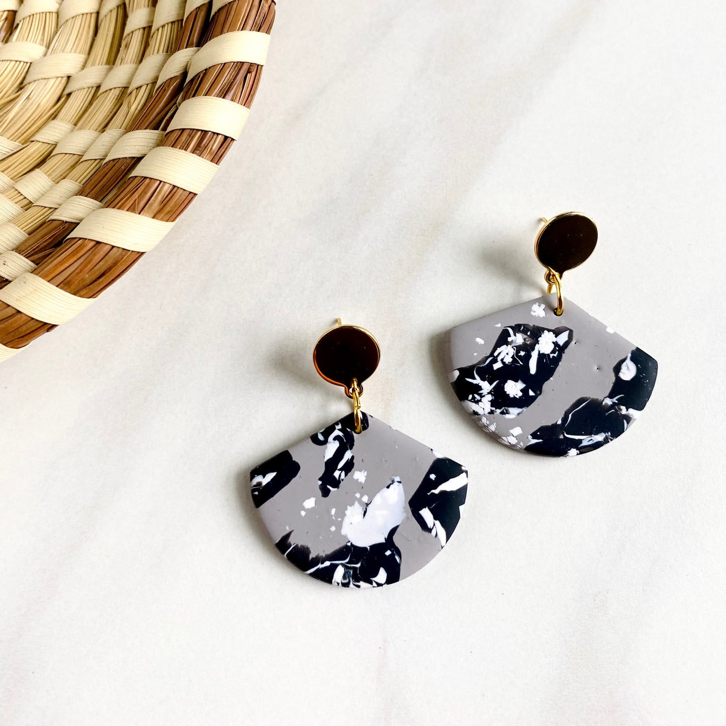 Middleton Print Gray + Brass