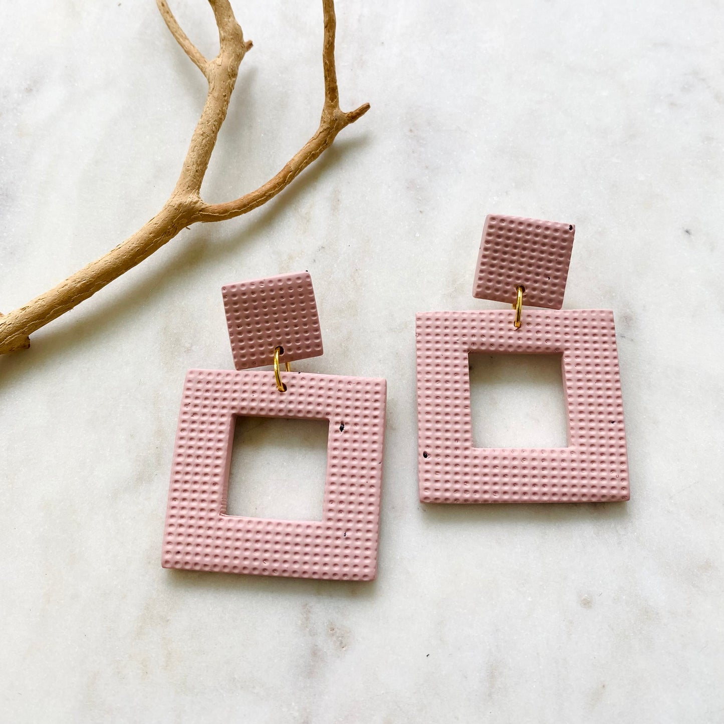 Ivy // Millennial Pink Textured
