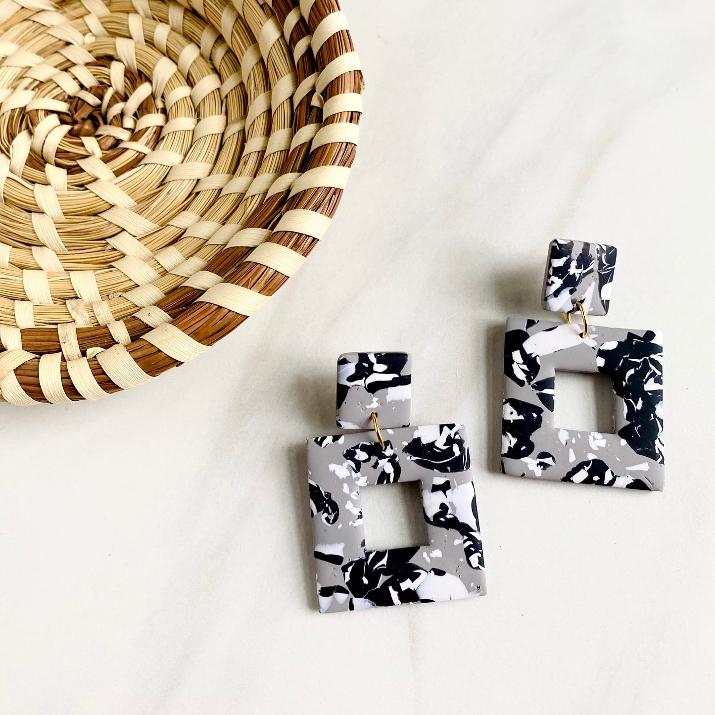 Ivy // Middleton Print Gray