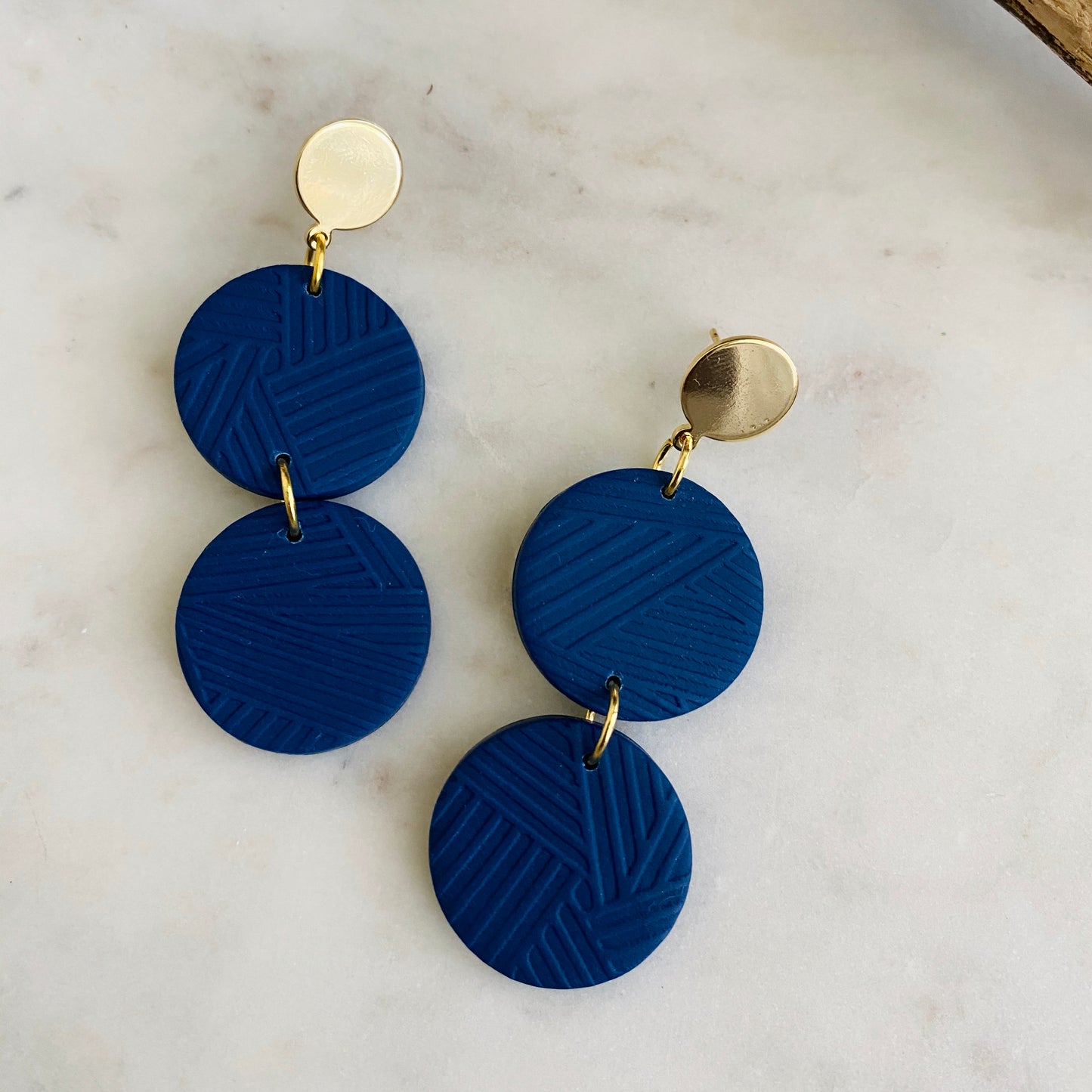 Deuce // Dark Blue Textured