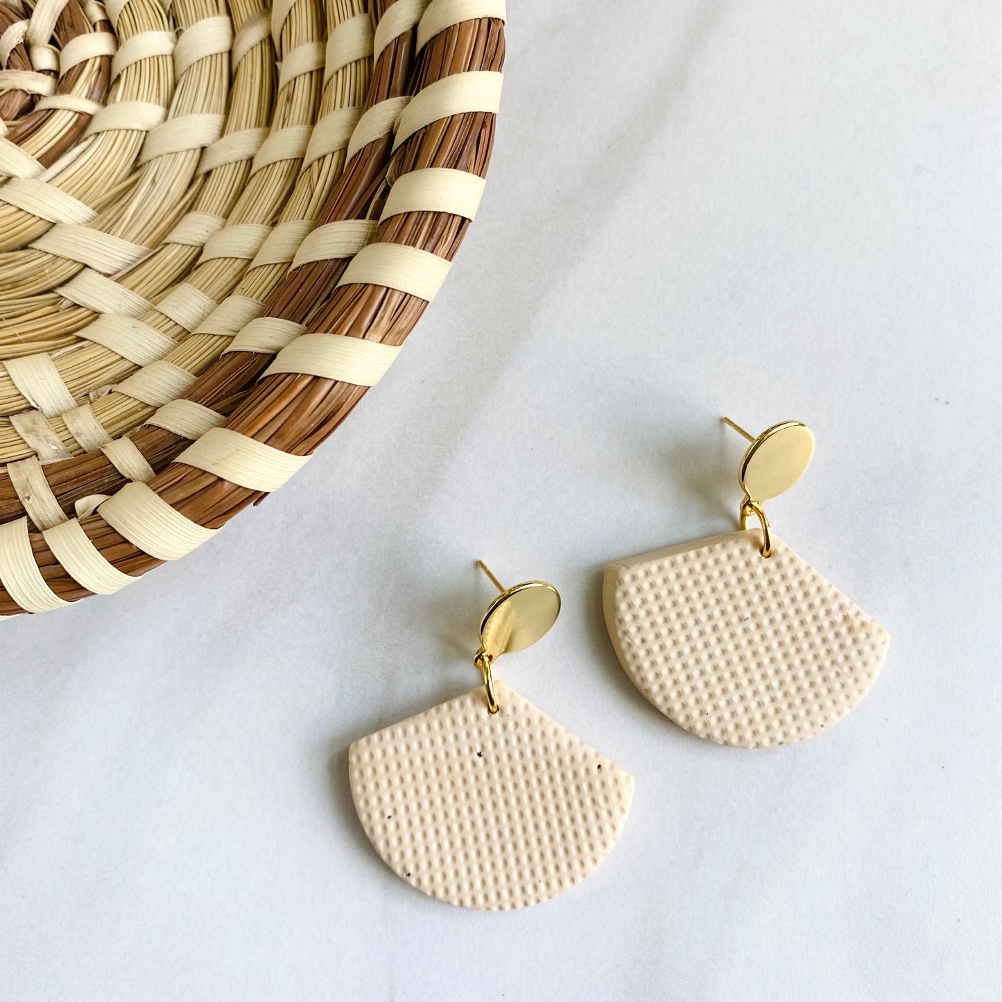 Beige Textured + Brass
