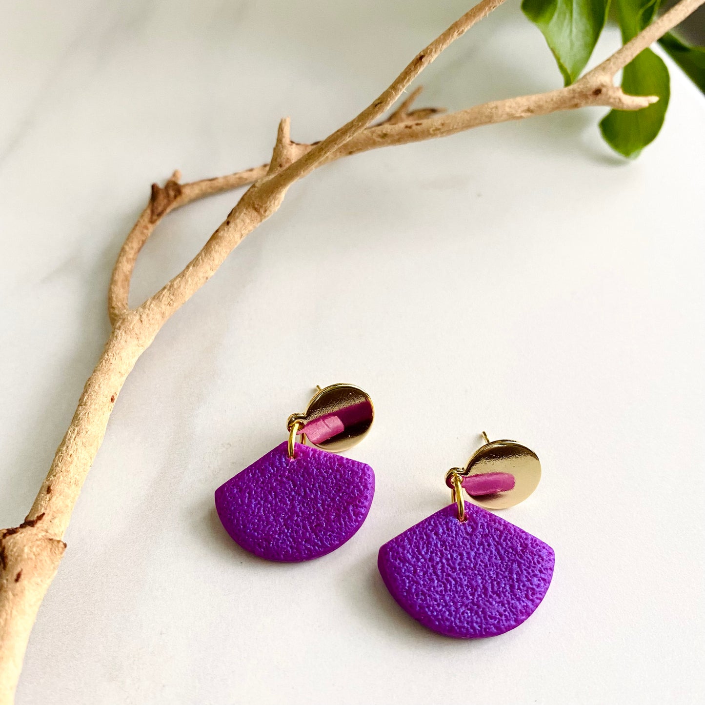 Coby Magenta Textured