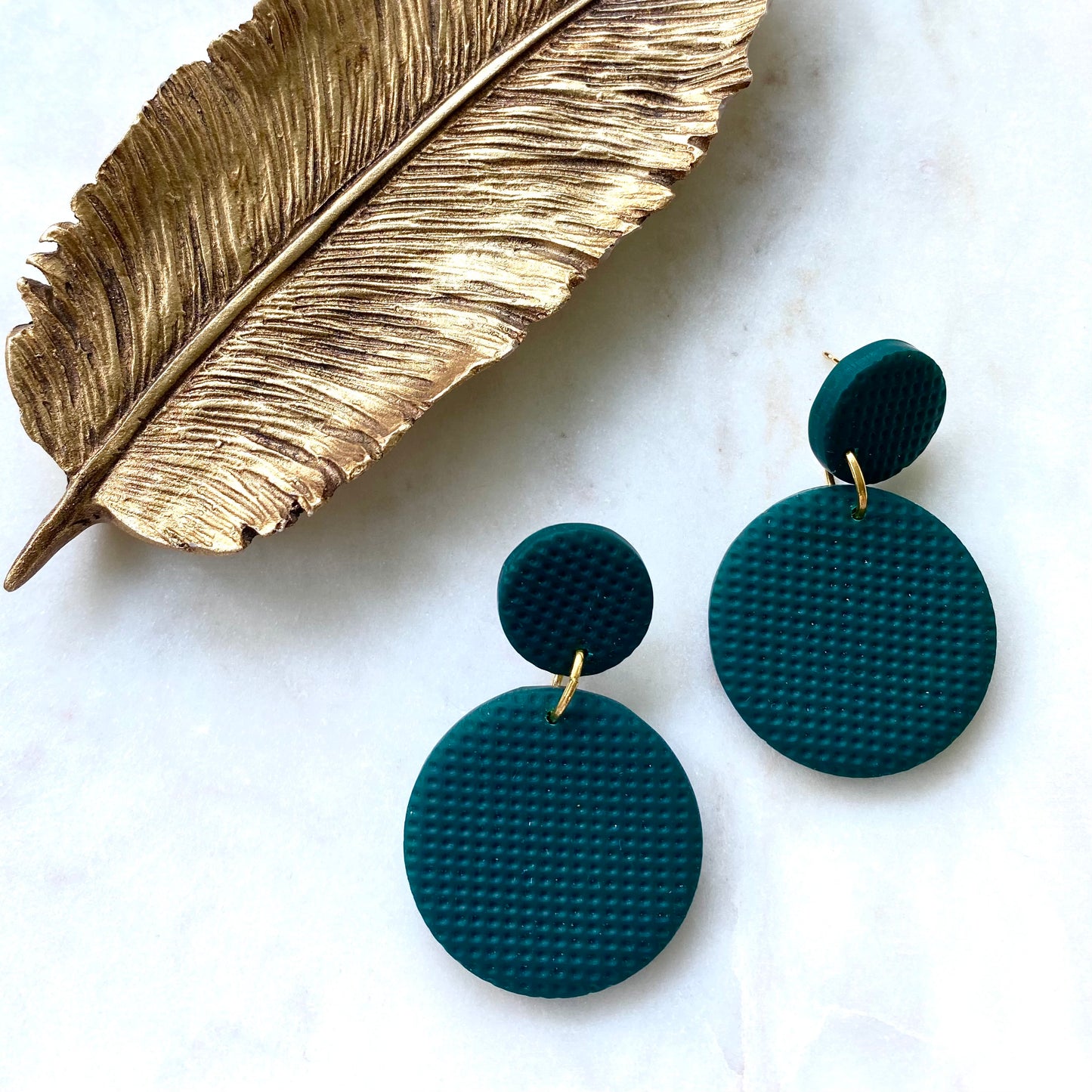 Katie // Evergreen Textured