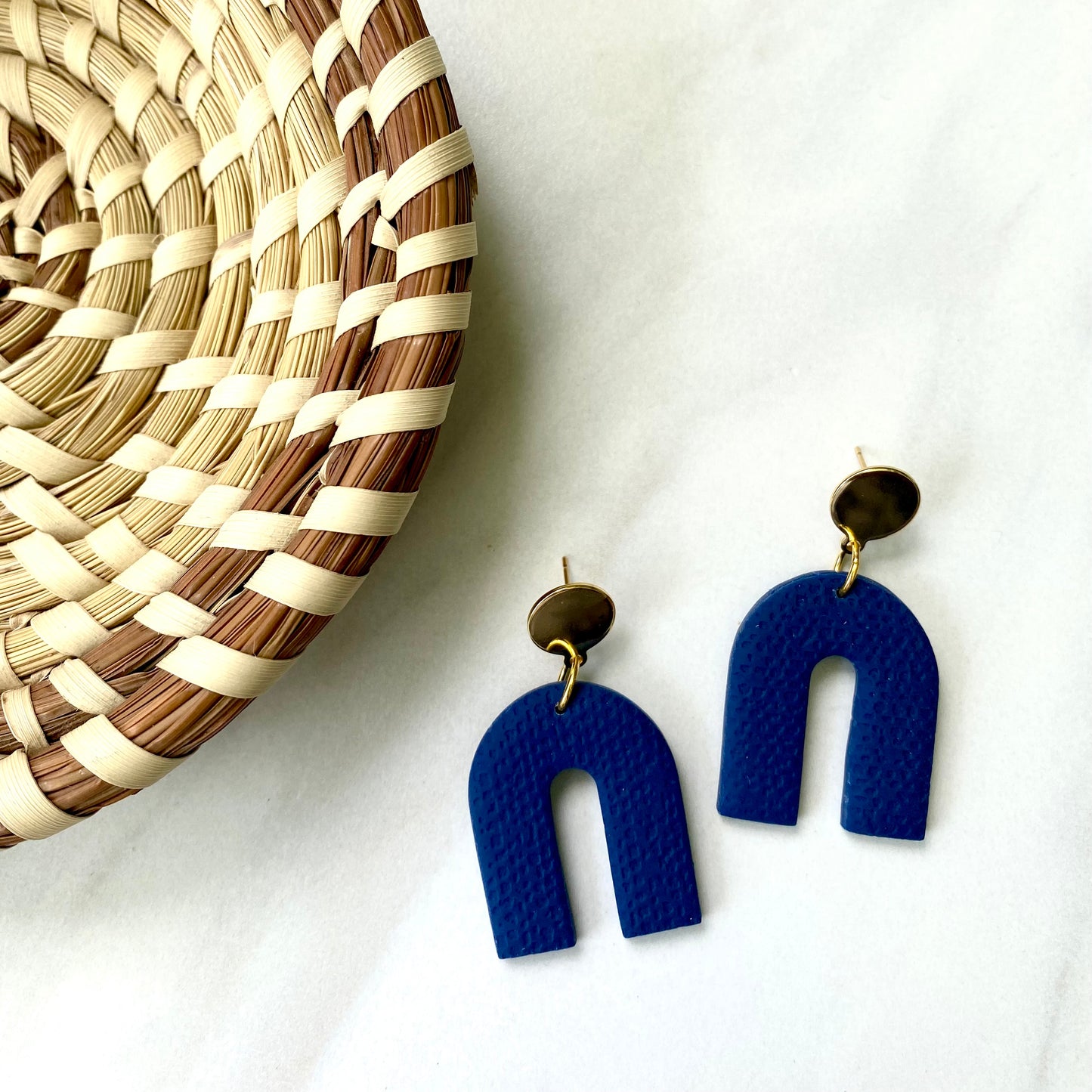 Arches // Navy Textured