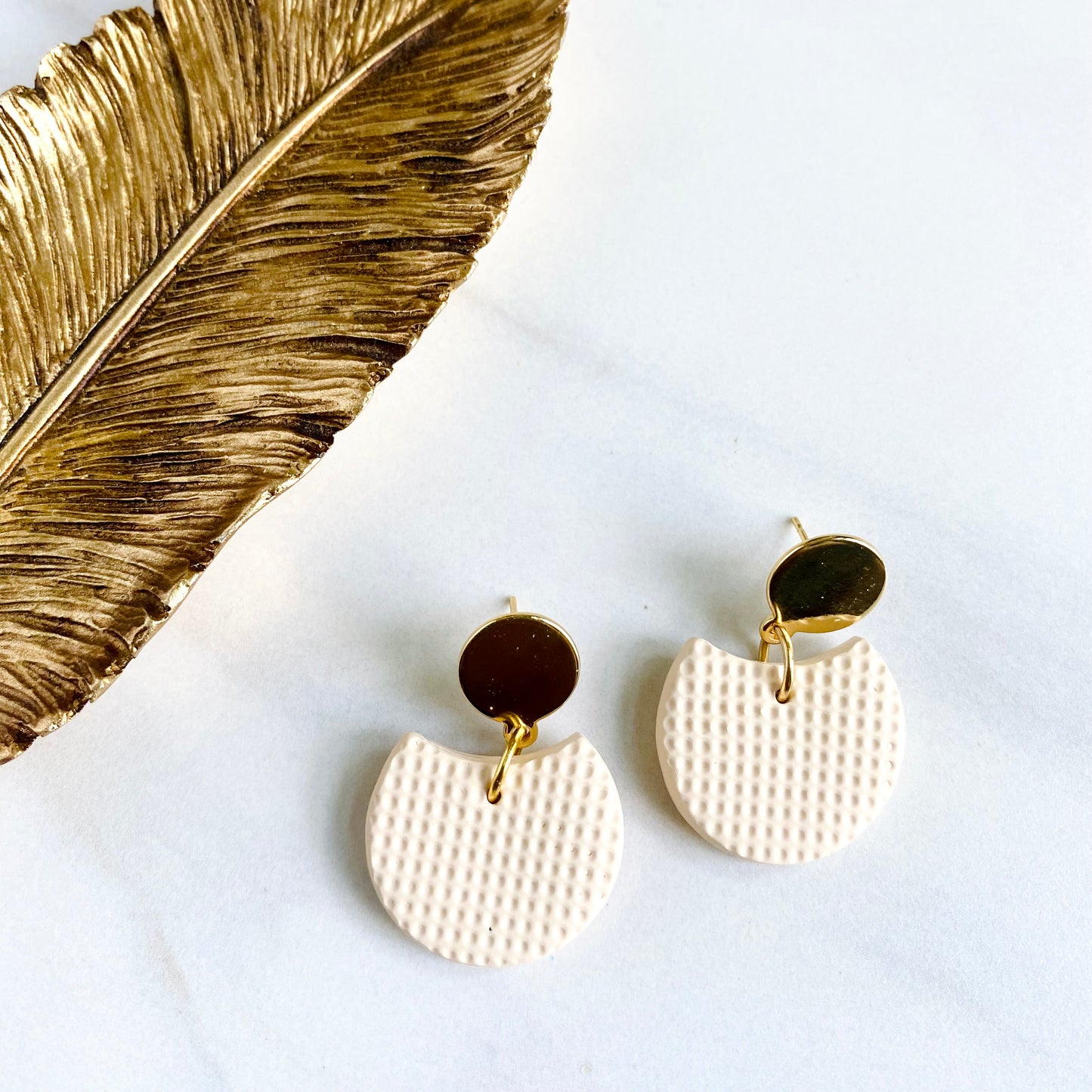 Birdie // Beige Textured
