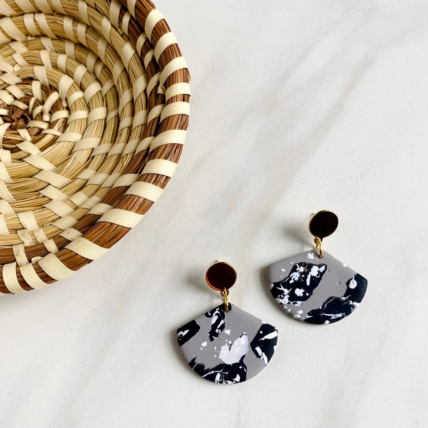 Middleton Print Gray + Brass