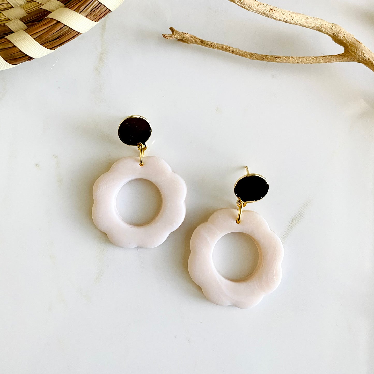 Blanc Opal + Brass