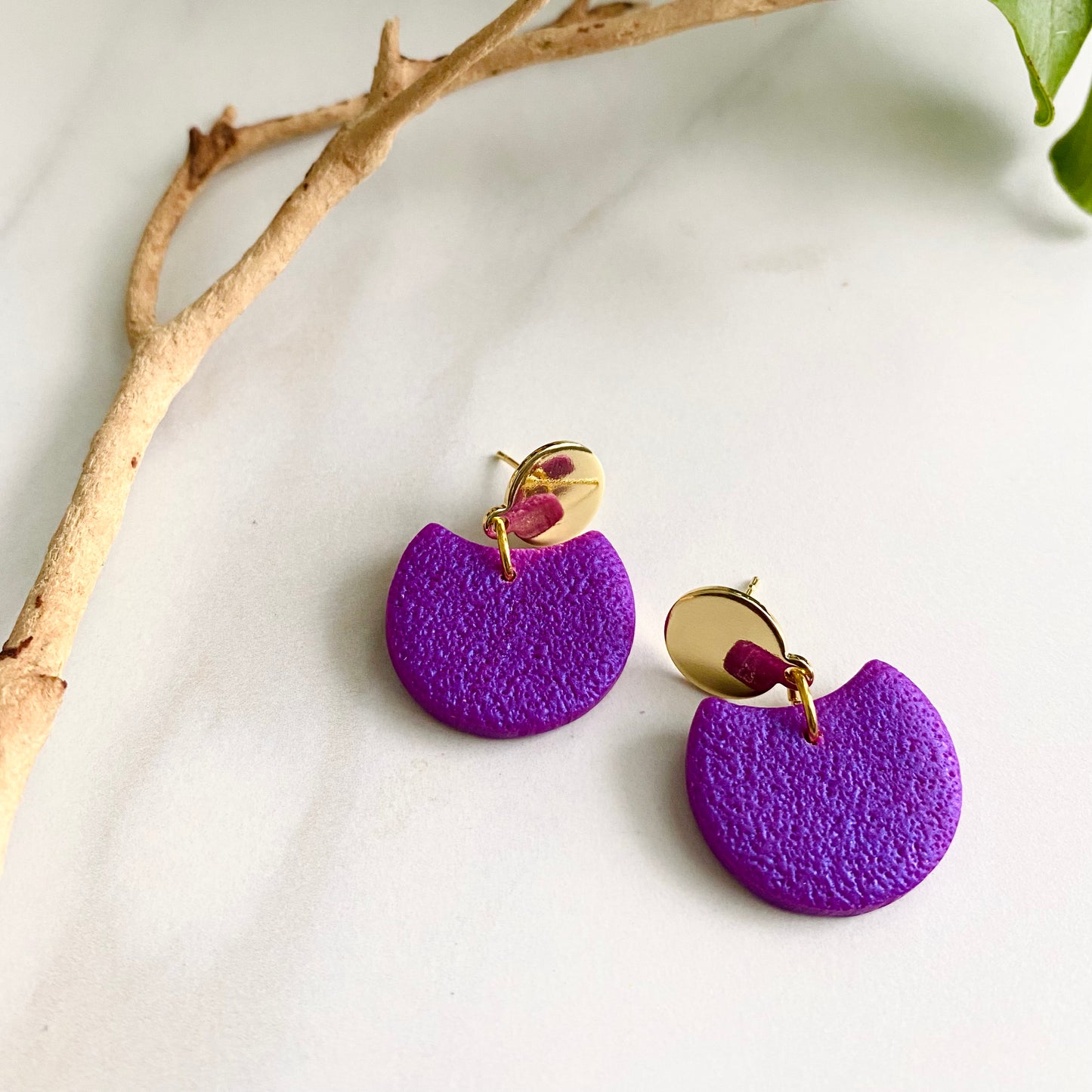 Birdie // Magenta Textured