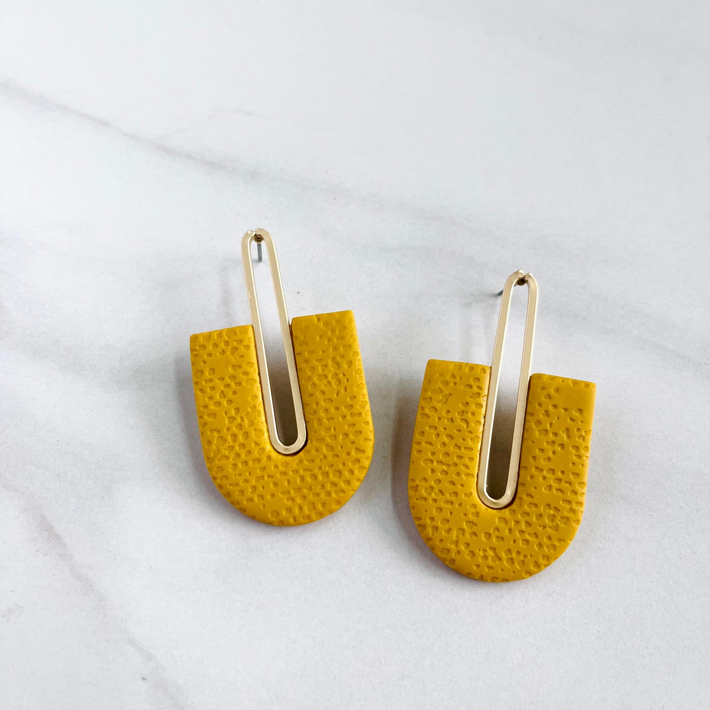 Gracie // Mustard Yellow Textured (Gold)