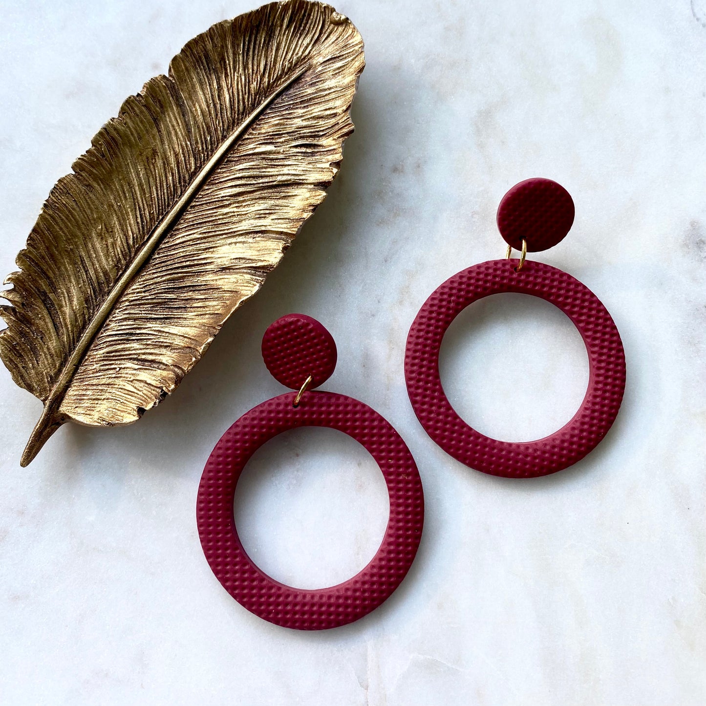 Caitlyn // Brick Red Textured