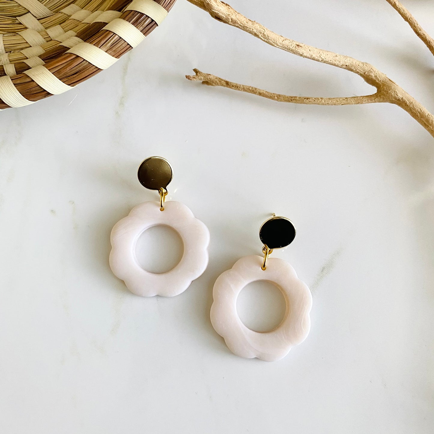 Blanc Opal + Brass
