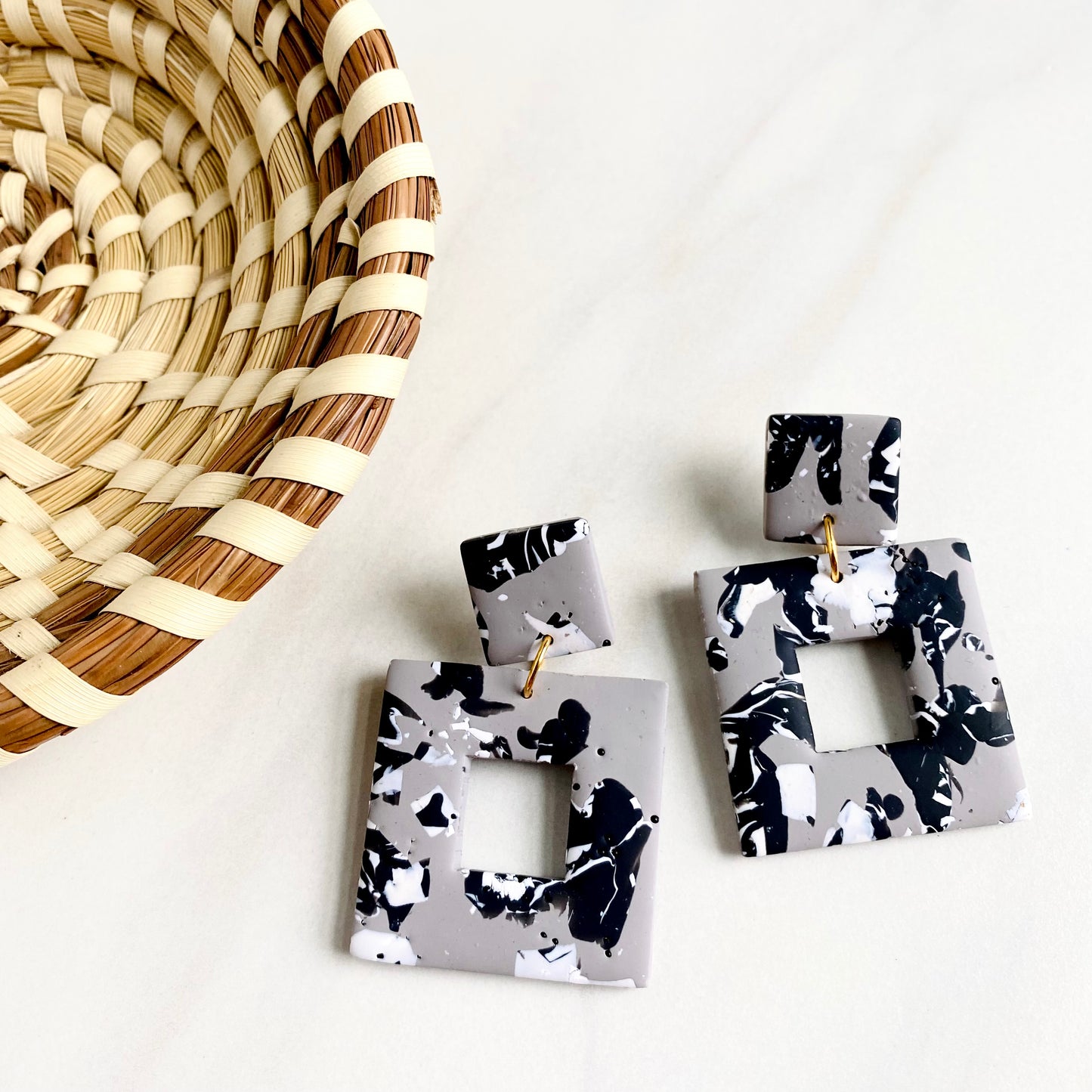 Ivy // Middleton Print Gray