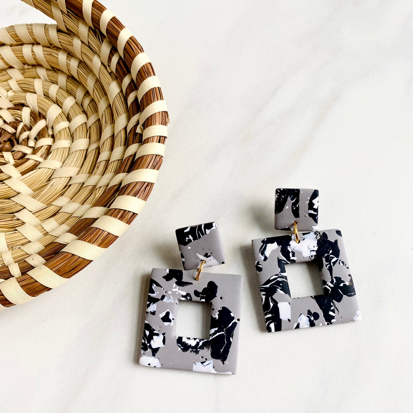 Ivy // Middleton Print Gray