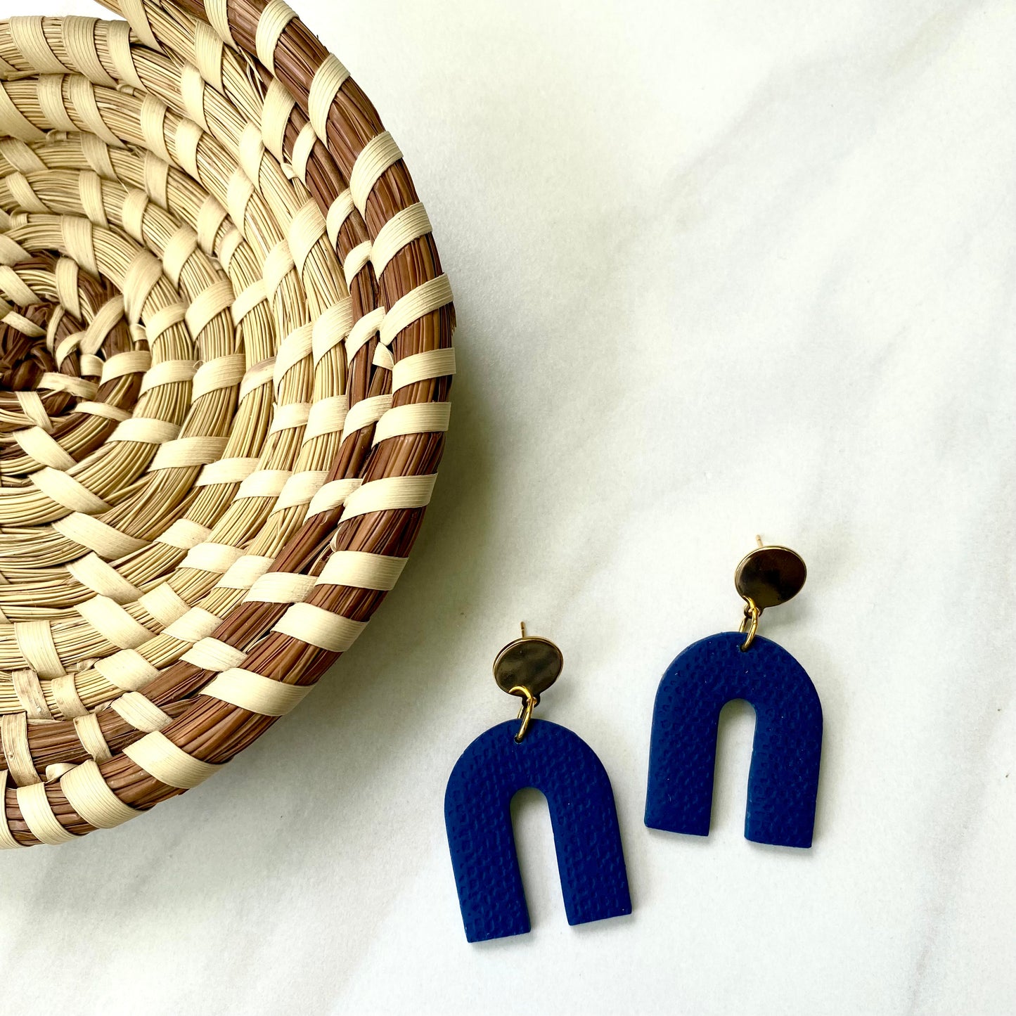 Arches // Navy Textured