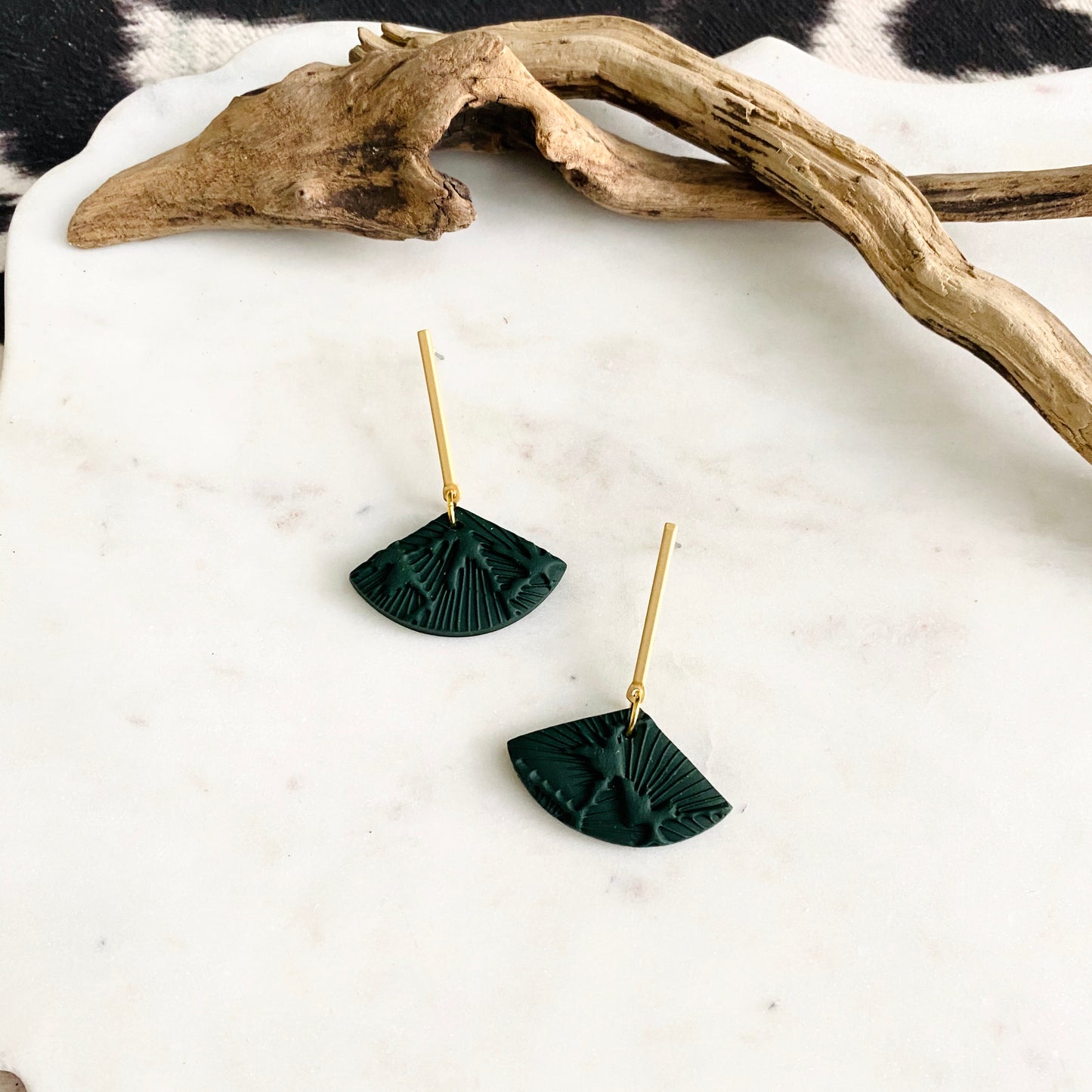 Dark Green Textured + Brass