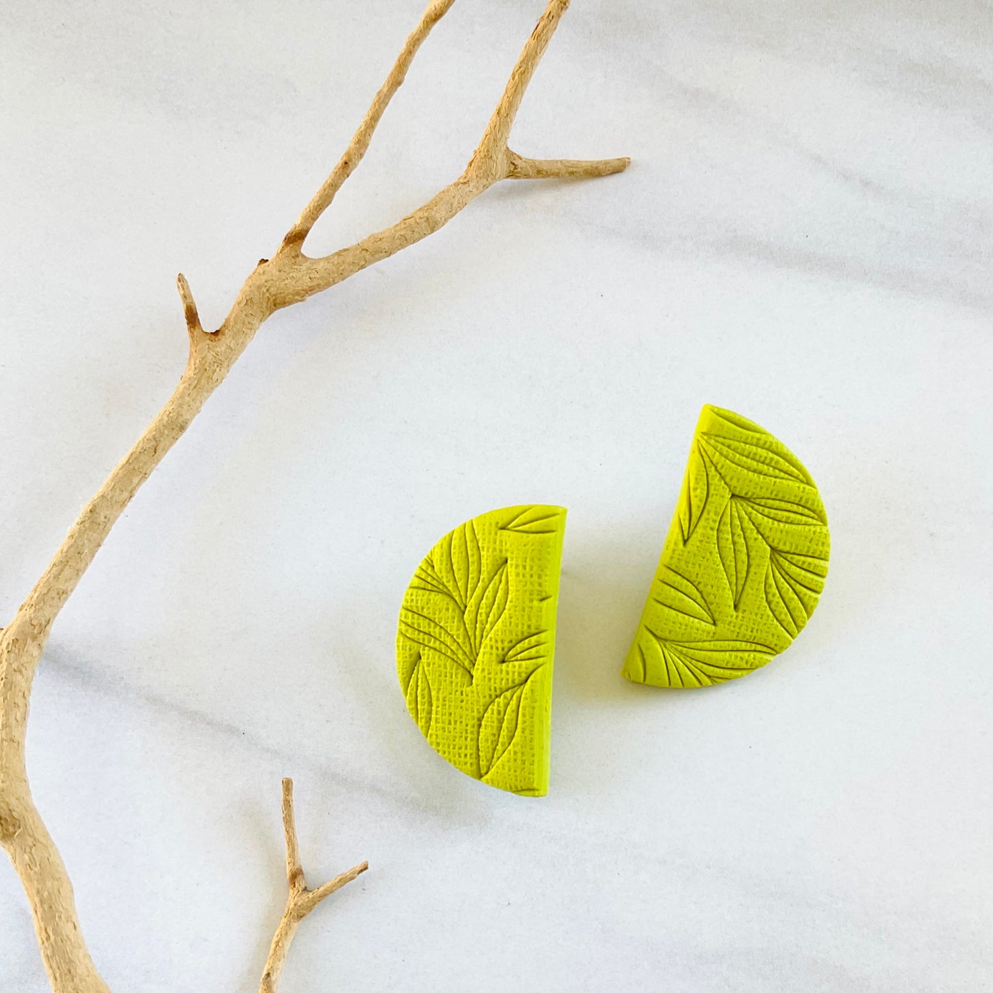 Luna // Citron Textured