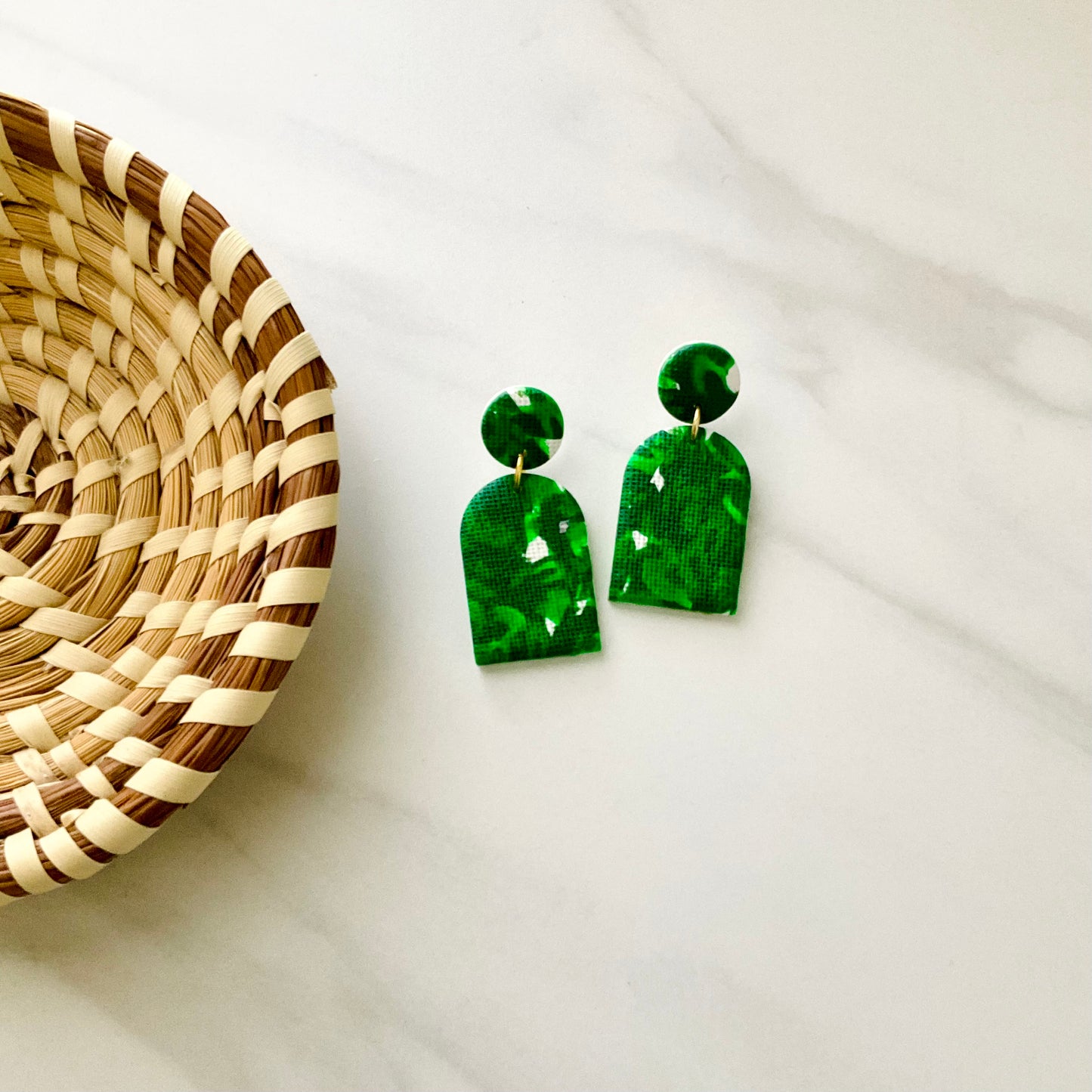 Emma // Greenery Textured