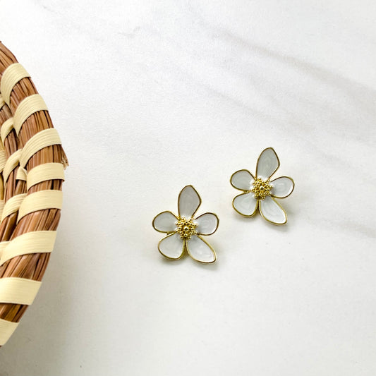 Flower Studs White