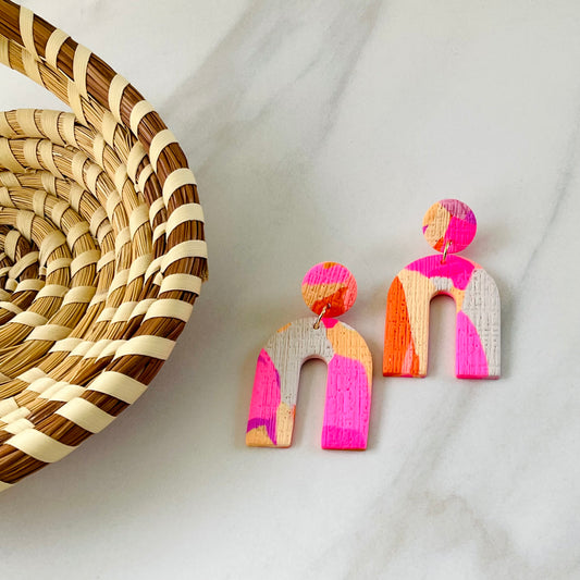 Montra Arch // Amelia Circus Print