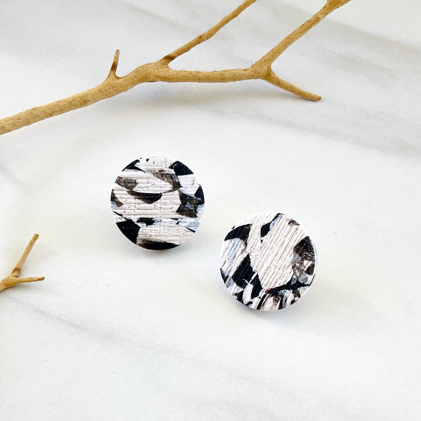 Black and White Print Textured Studs