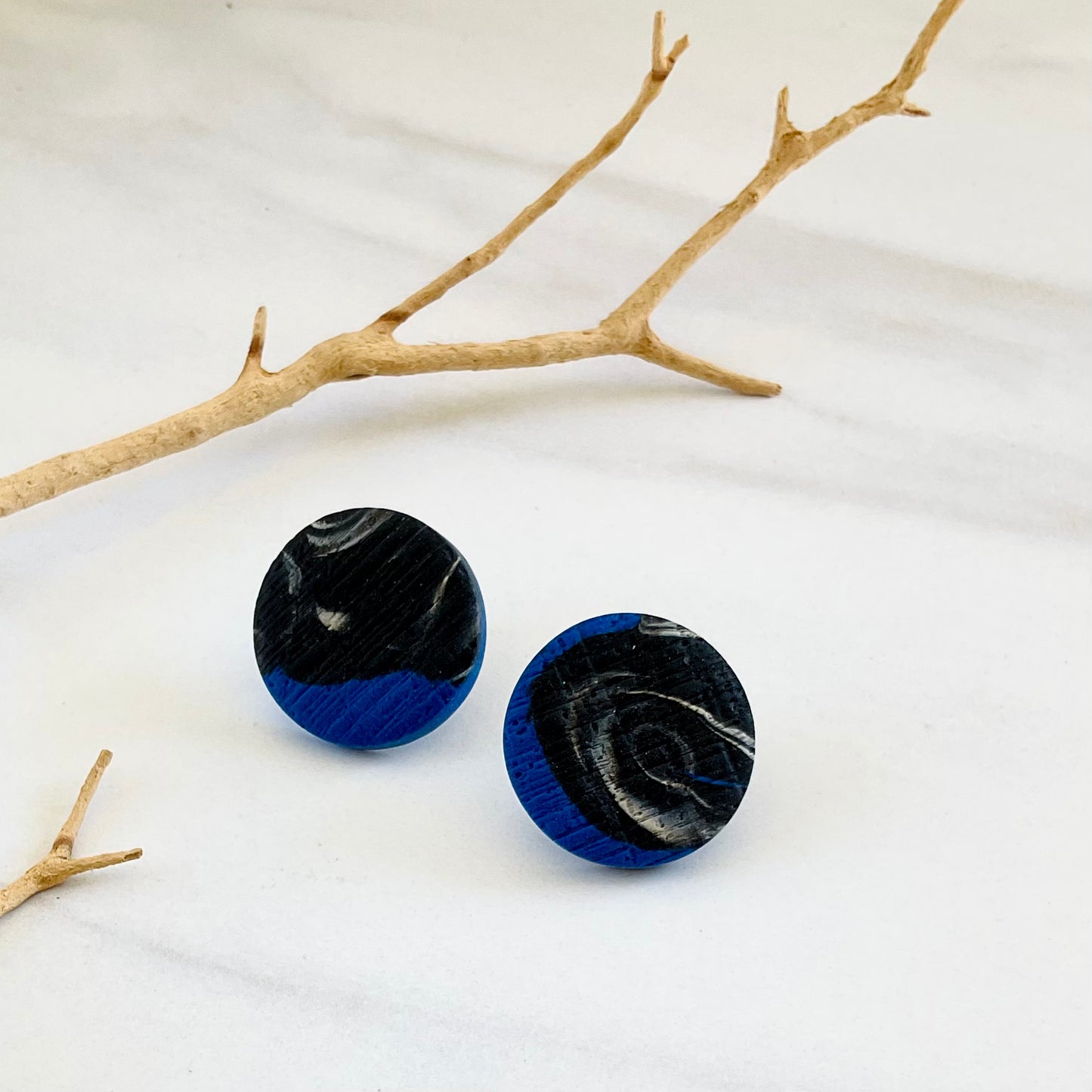 Westly Print Textured Studs