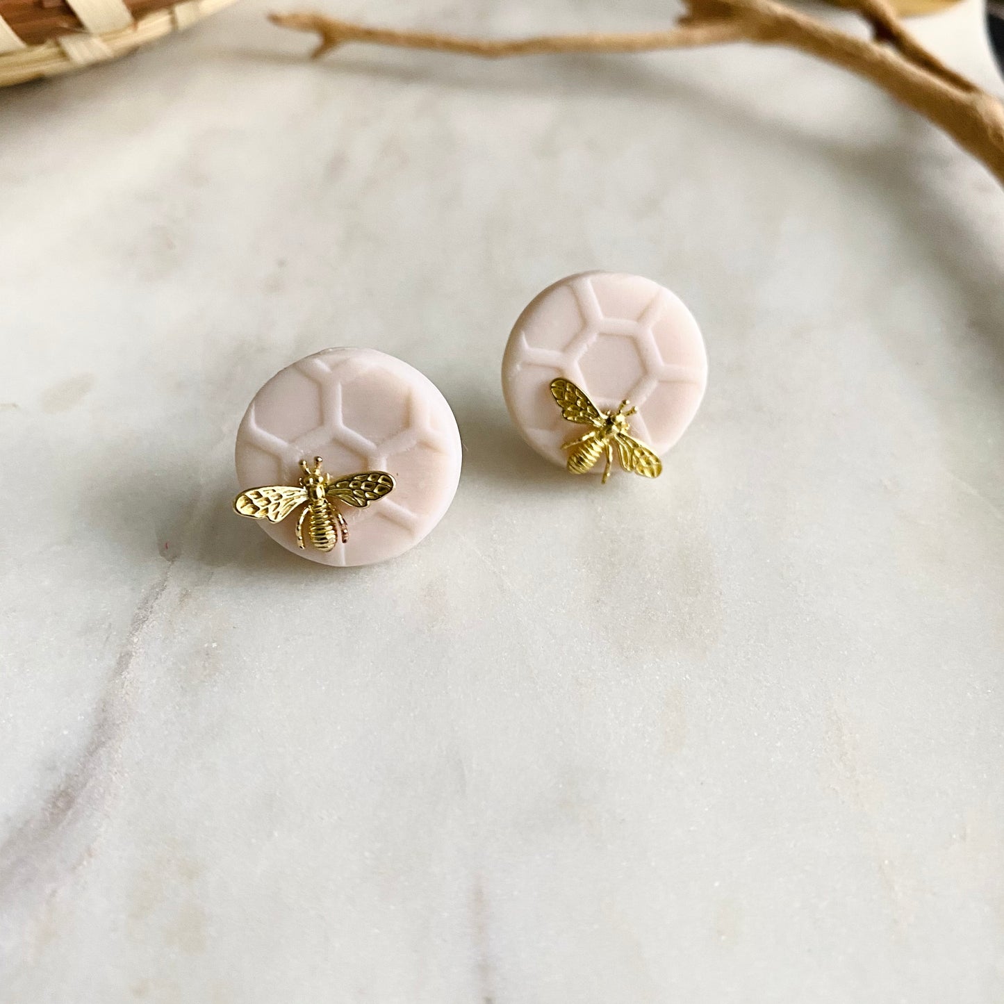 Blanc Honeycomb + Brass Bee Studs